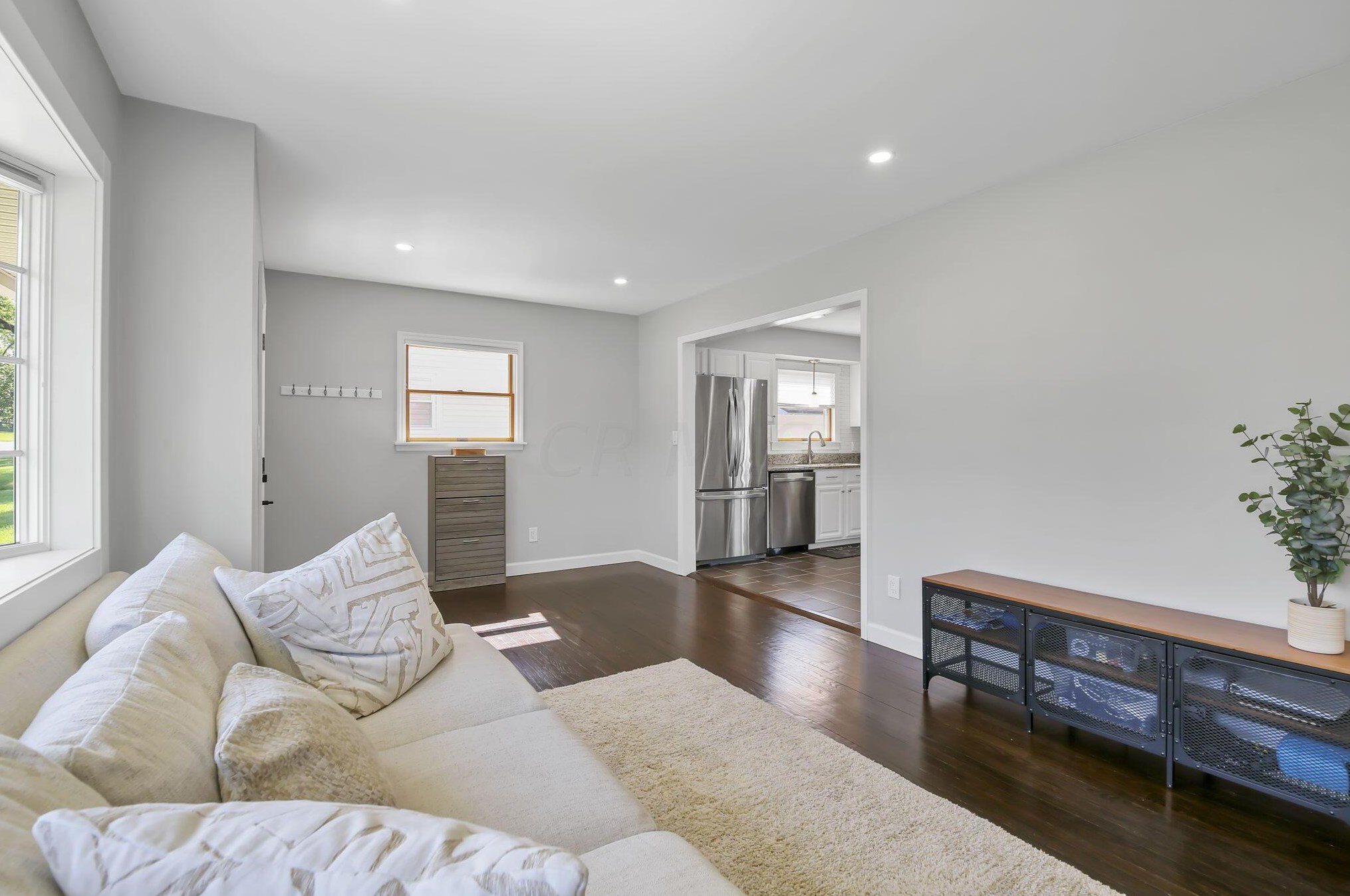 2731 Nottingham Rd, Columbus OH 43221-1157 exterior