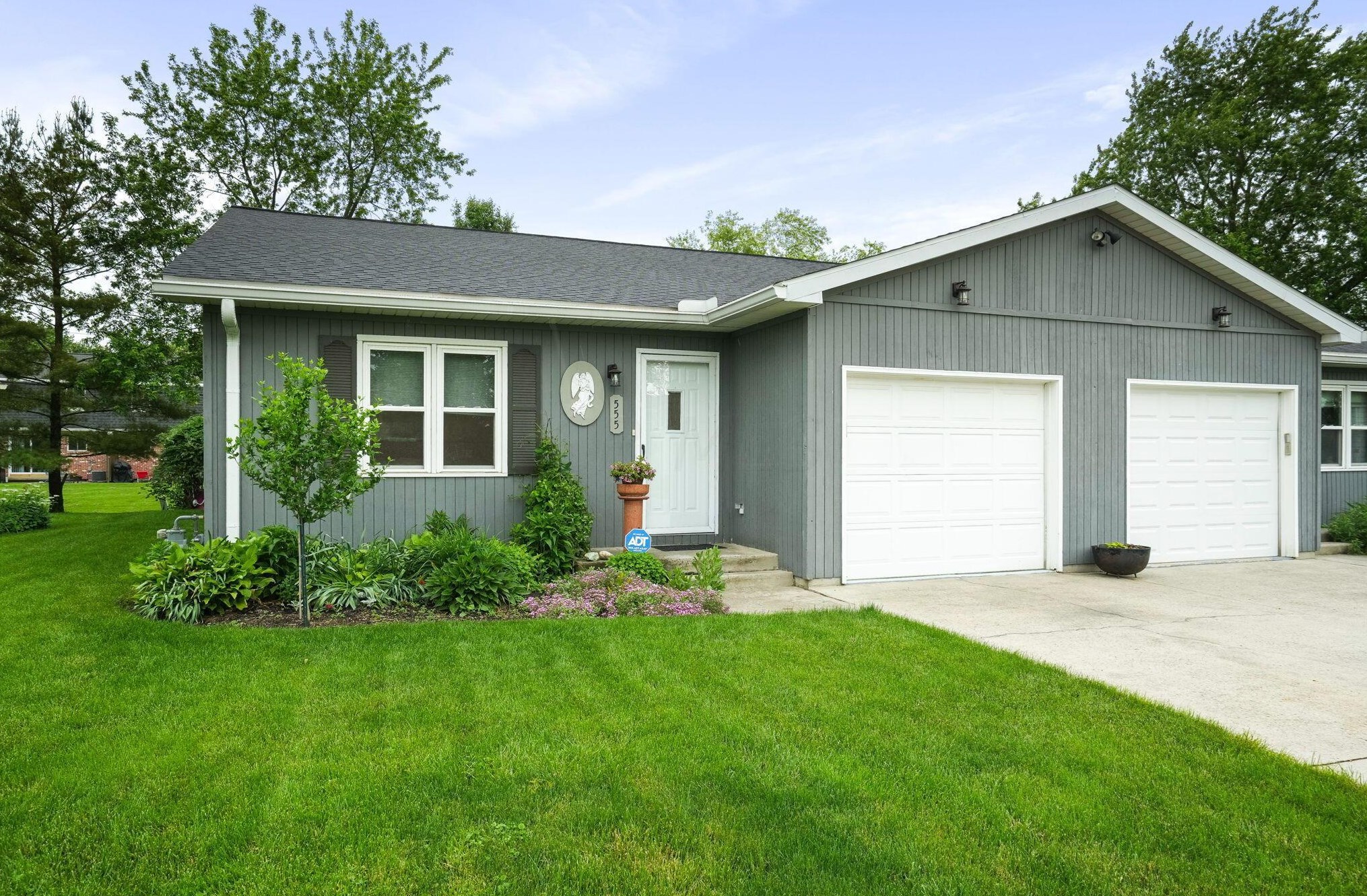 555 Executive Blvd, Delaware, OH 43015-1156