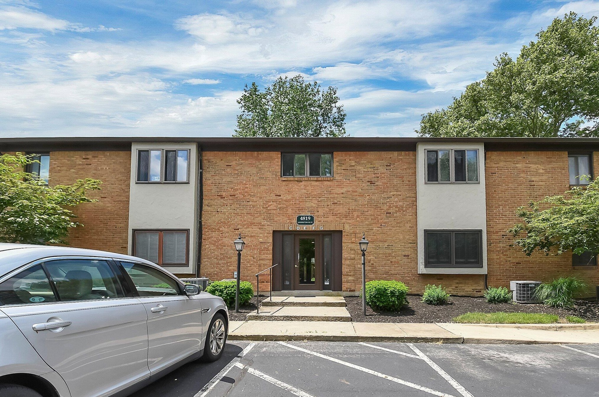 4819 Middletowne St #d, Columbus, OH 43214