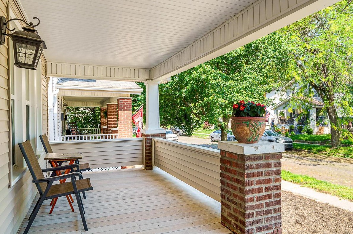 225 Frebis Ave, Columbus, OH 43206-3615