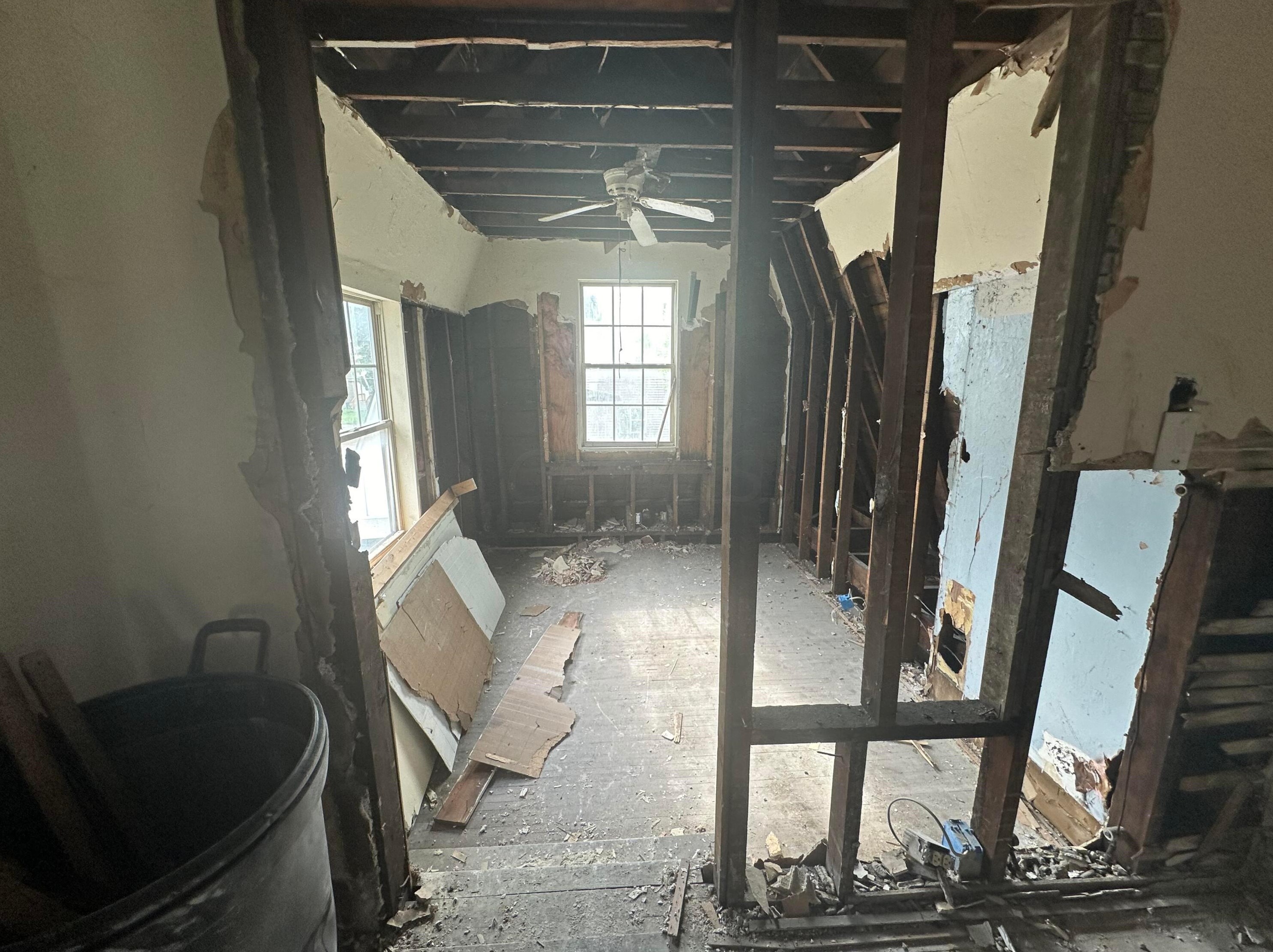 1250 Sycamore St, Columbus OH  43215-5618 exterior