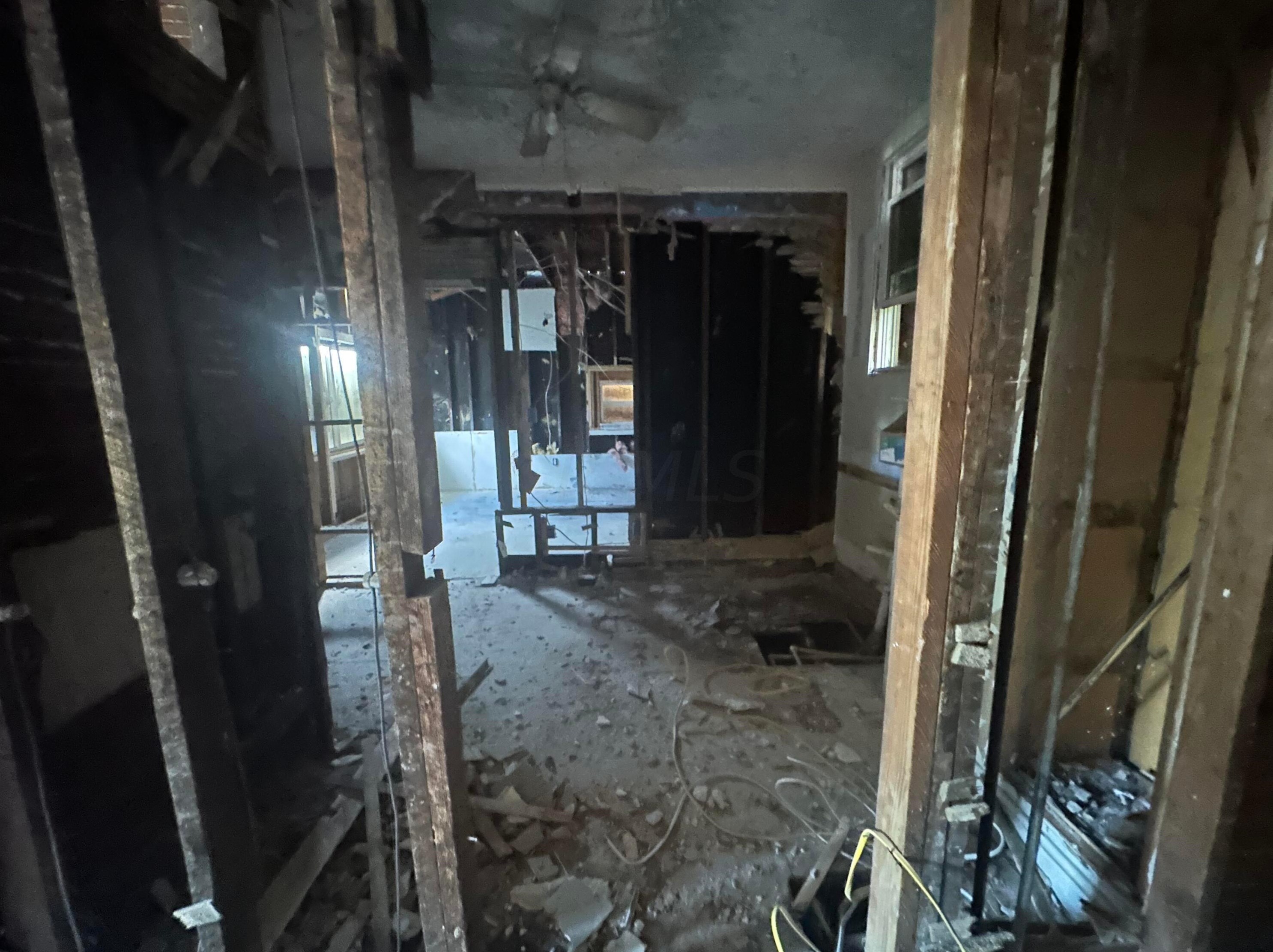 1250 Sycamore St, Columbus OH  43215-5618 exterior