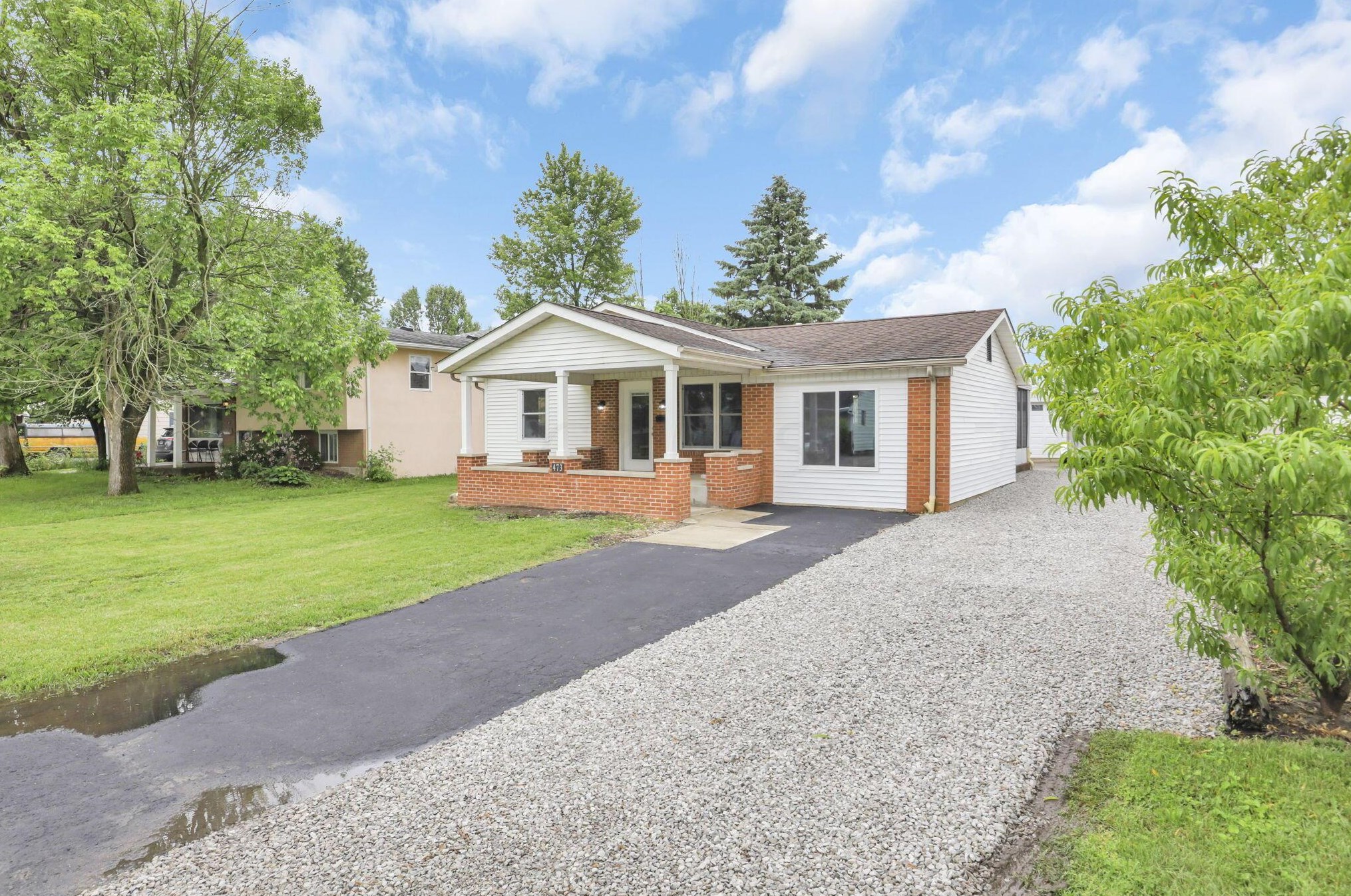 473 Smith Rd, Columbus OH 43228-1143 exterior