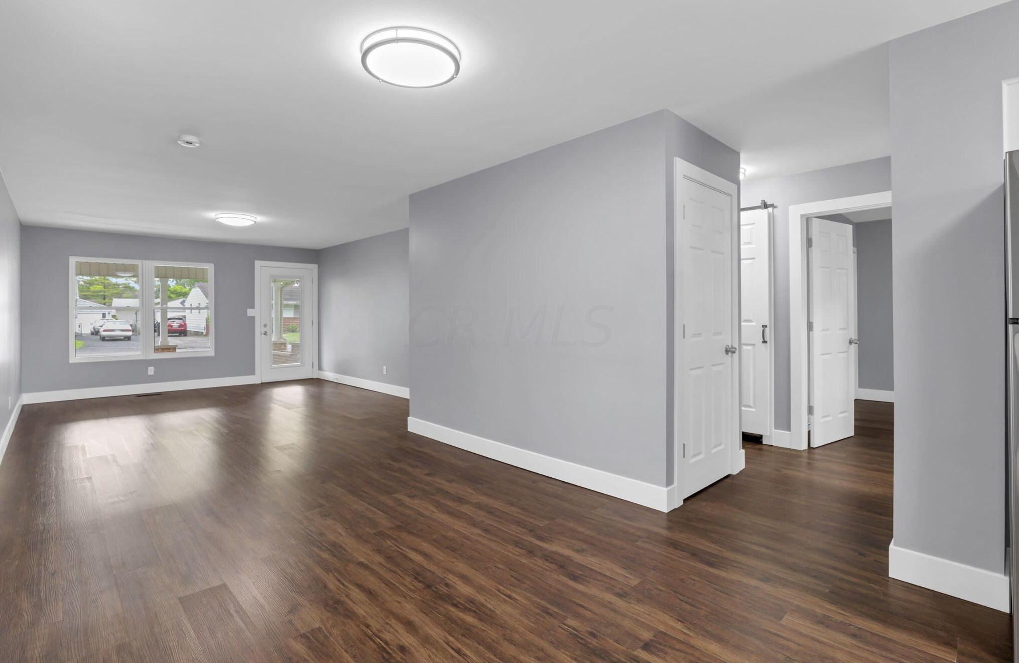 473 Smith Rd, Columbus OH 43228-1143 exterior