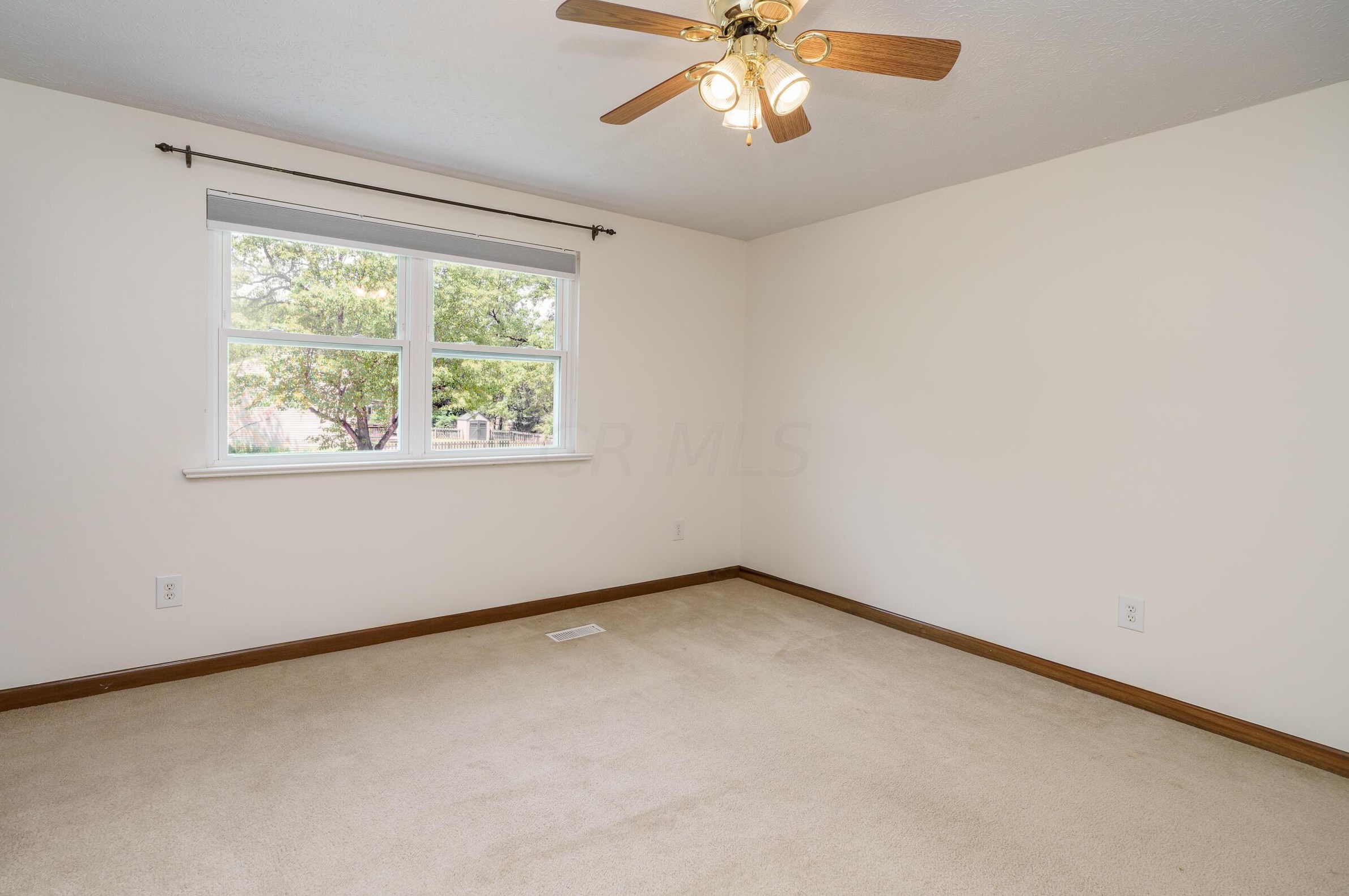 746 Ridenour Rd, Columbus OH 43230-1654 exterior