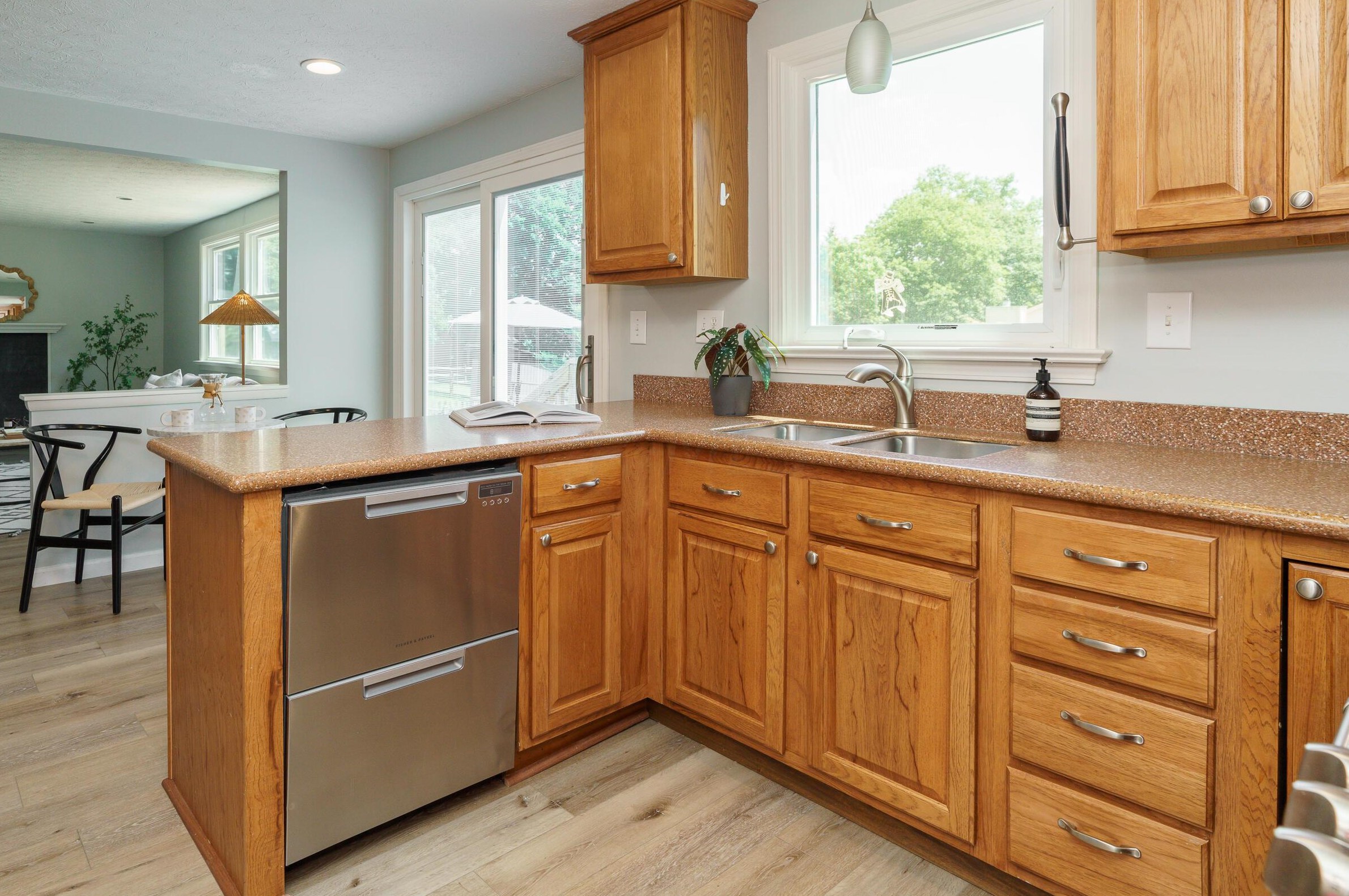 746 Ridenour Rd, Columbus OH 43230-1654 exterior