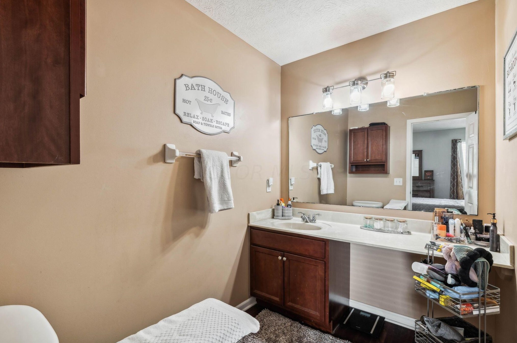 8142 Creekstone Ln, Blacklick OH  43004-8141 exterior
