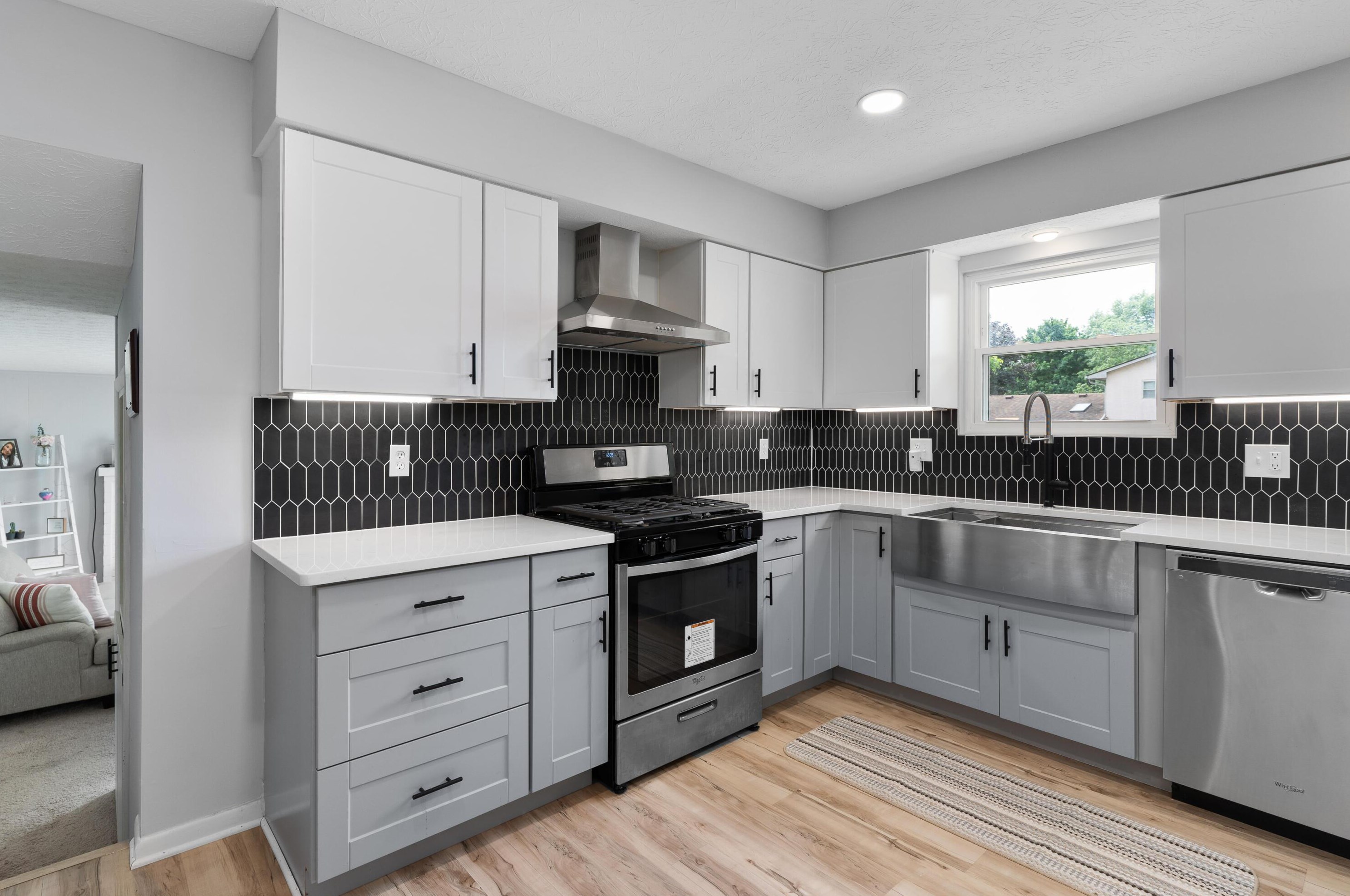 1773 Staffordshire Rd, Columbus OH 43229-2141 exterior