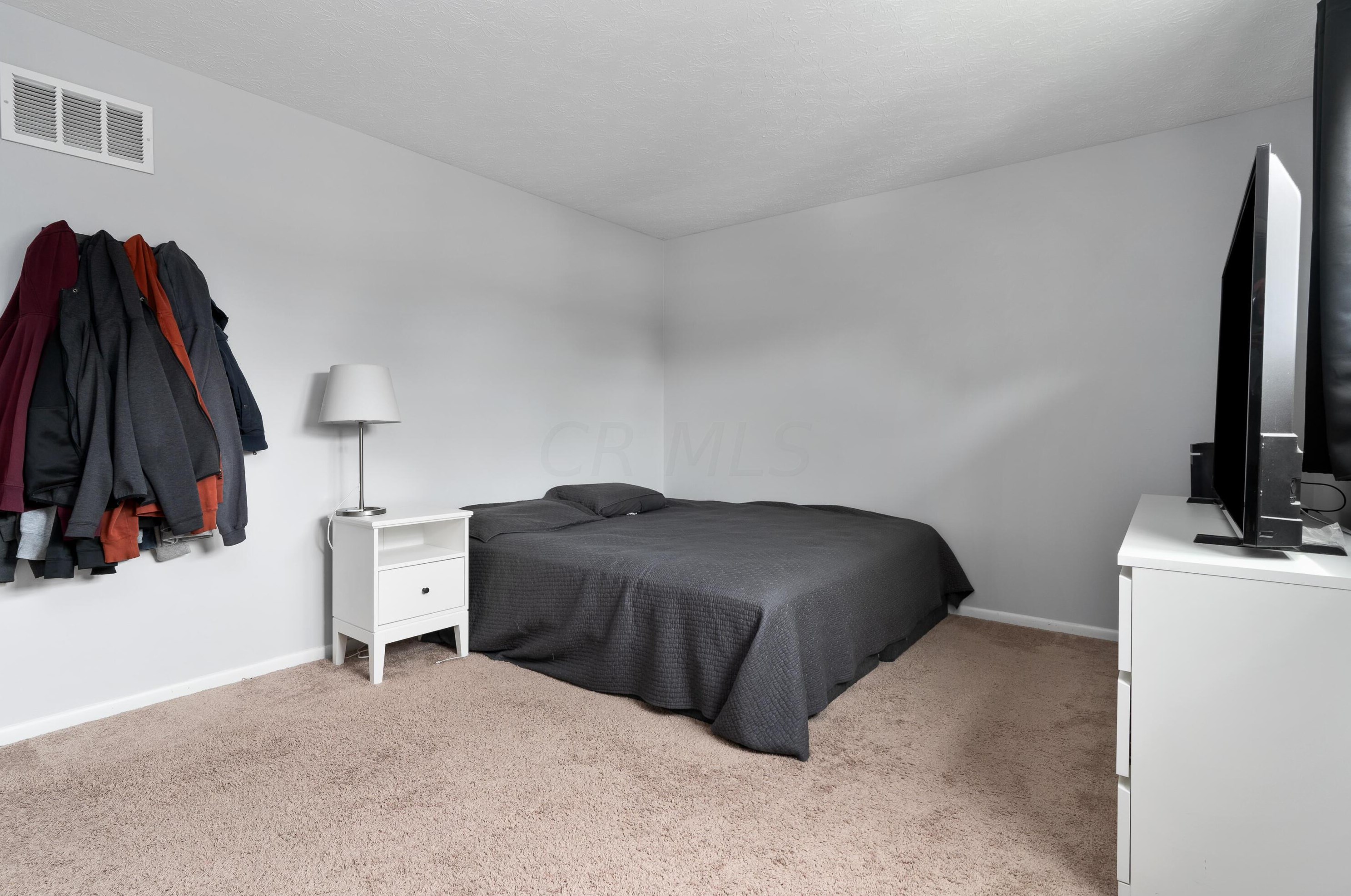 1773 Staffordshire Rd, Columbus OH 43229-2141 exterior