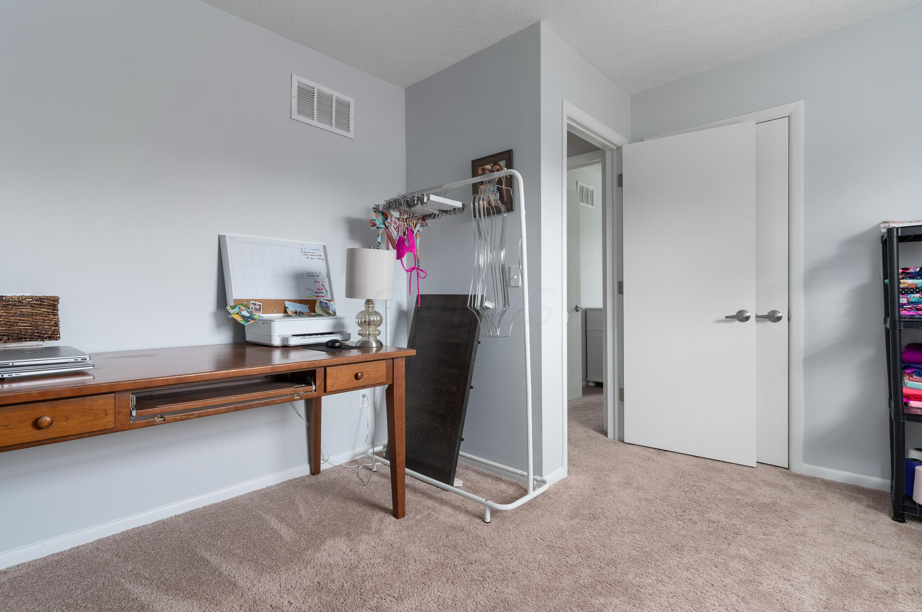 1773 Staffordshire Rd, Columbus OH 43229-2141 exterior