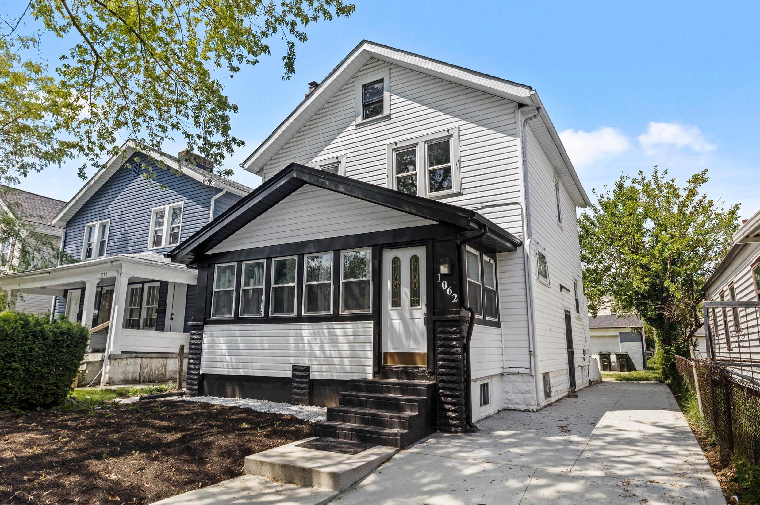 1062 E 14th Ave, Columbus, OH 43211