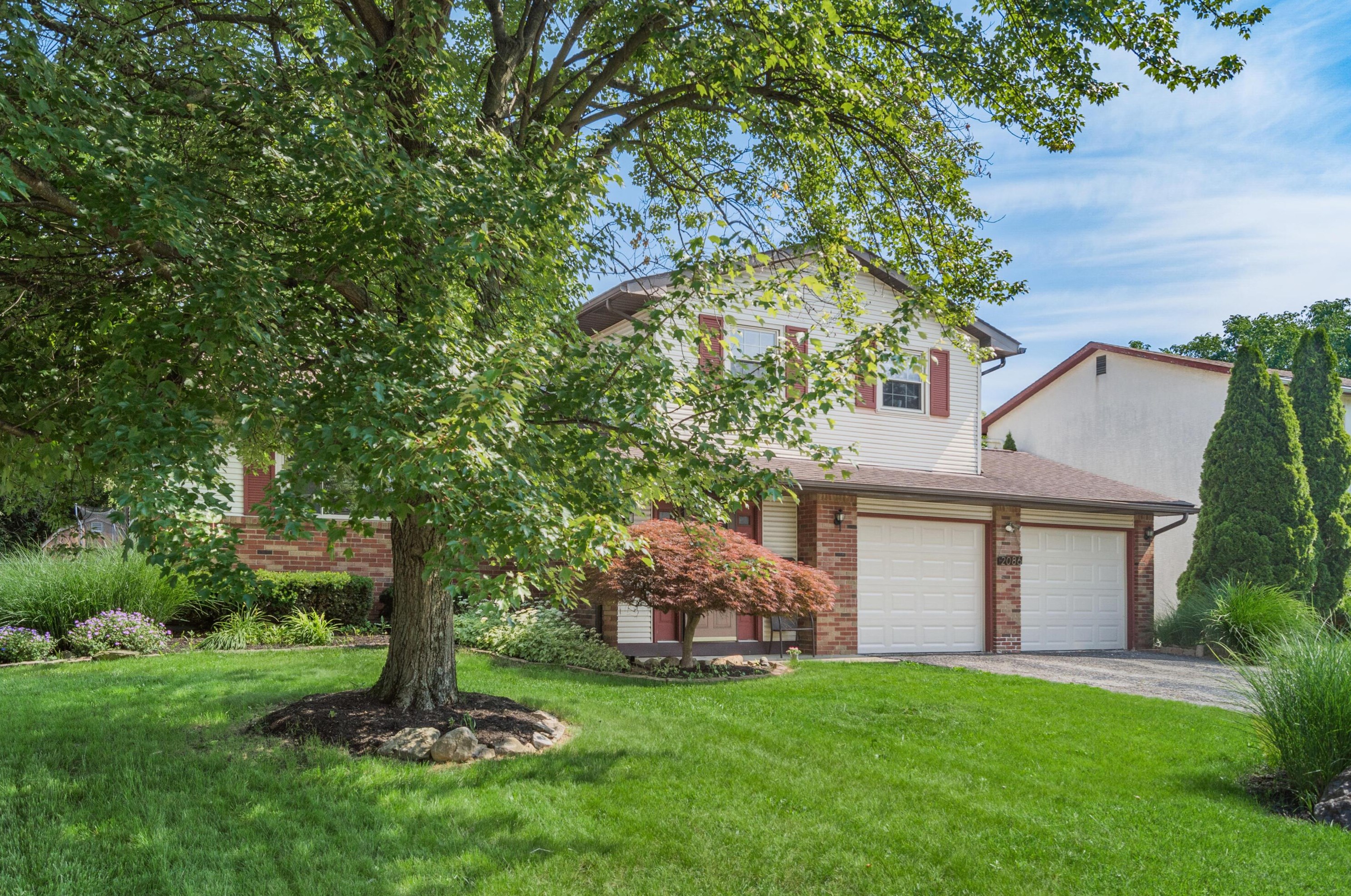 2086 Cardington Ave, Columbus, OH 43229-2043