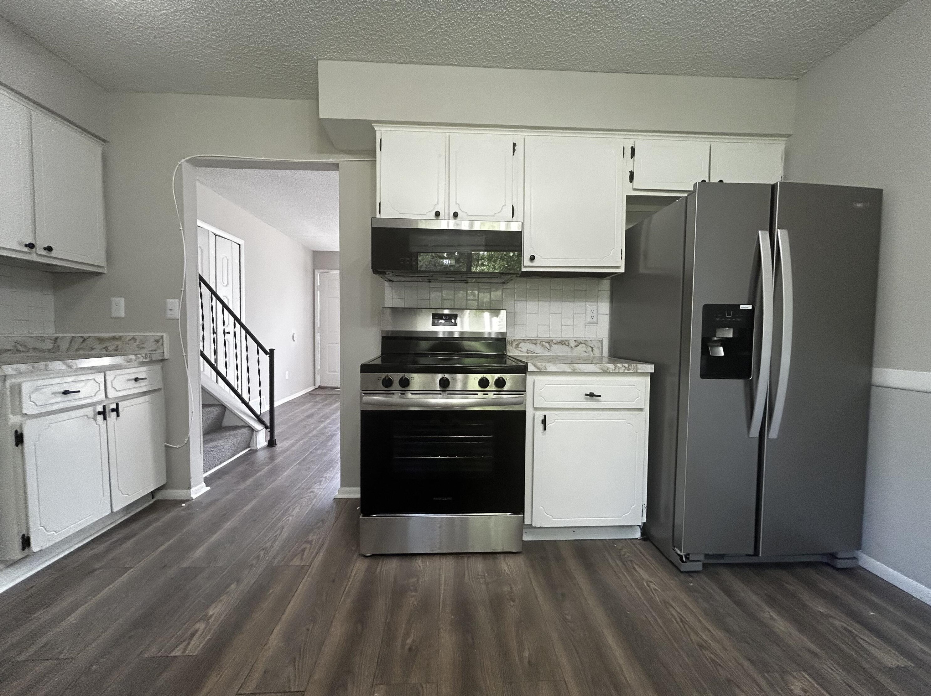 2902 Falcon Brg Dr, Columbus OH 43232-5436 exterior