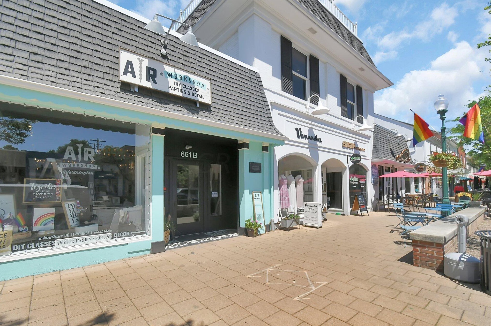 249 Stafford Ave, Columbus OH 43085-3137 exterior