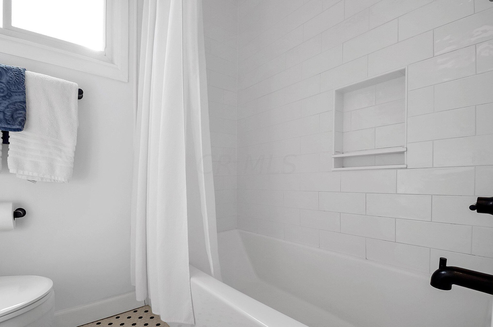 249 Stafford Ave, Columbus OH 43085-3137 exterior