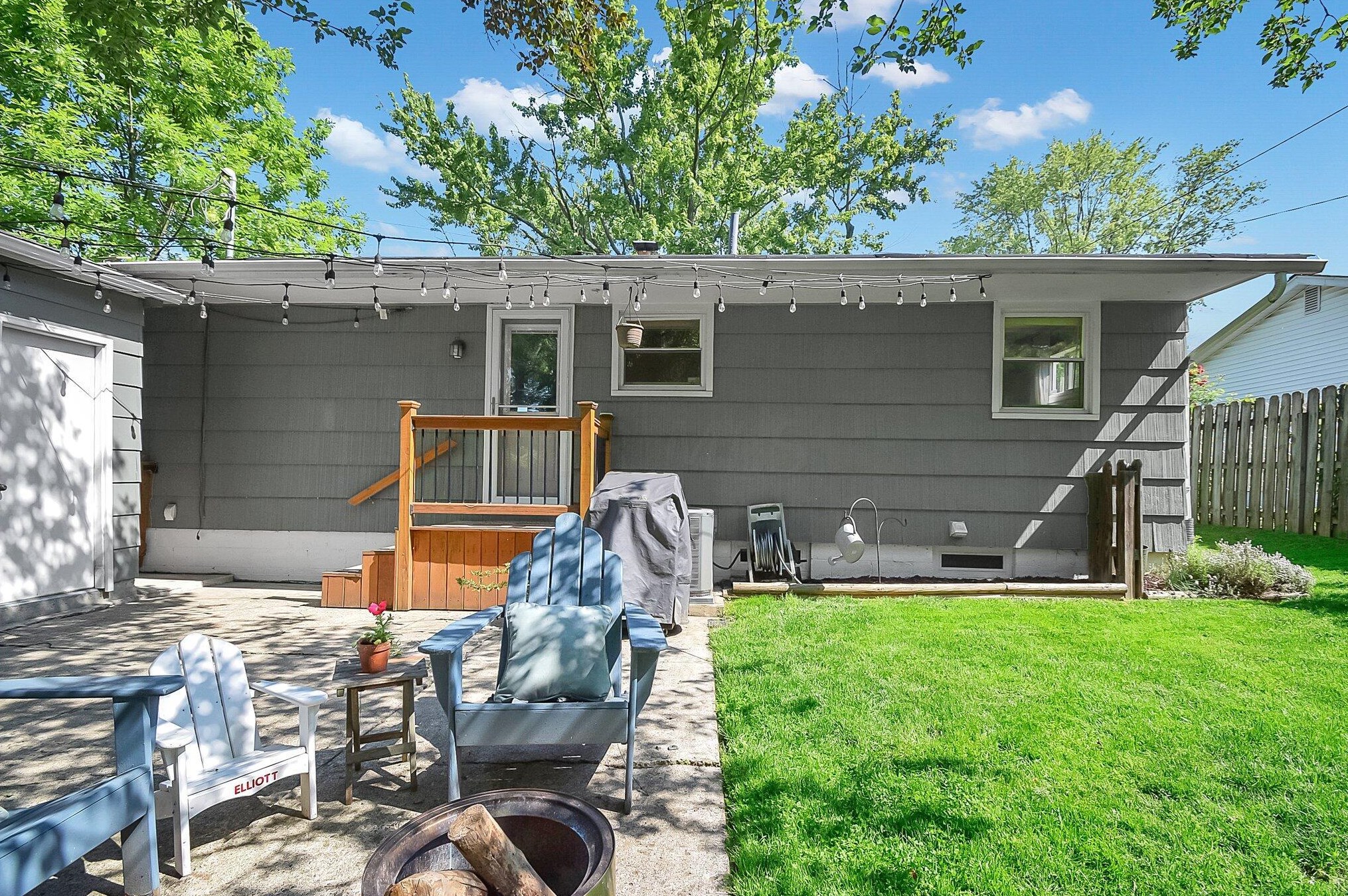 249 Stafford Ave, Columbus OH 43085-3137 exterior