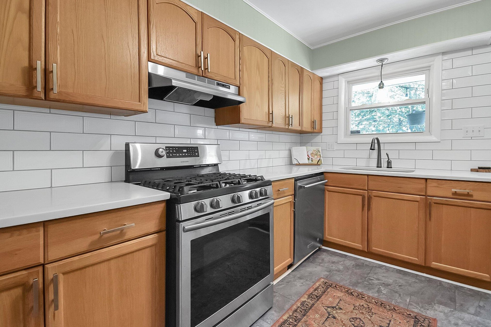 249 Stafford Ave, Columbus OH 43085-3137 exterior