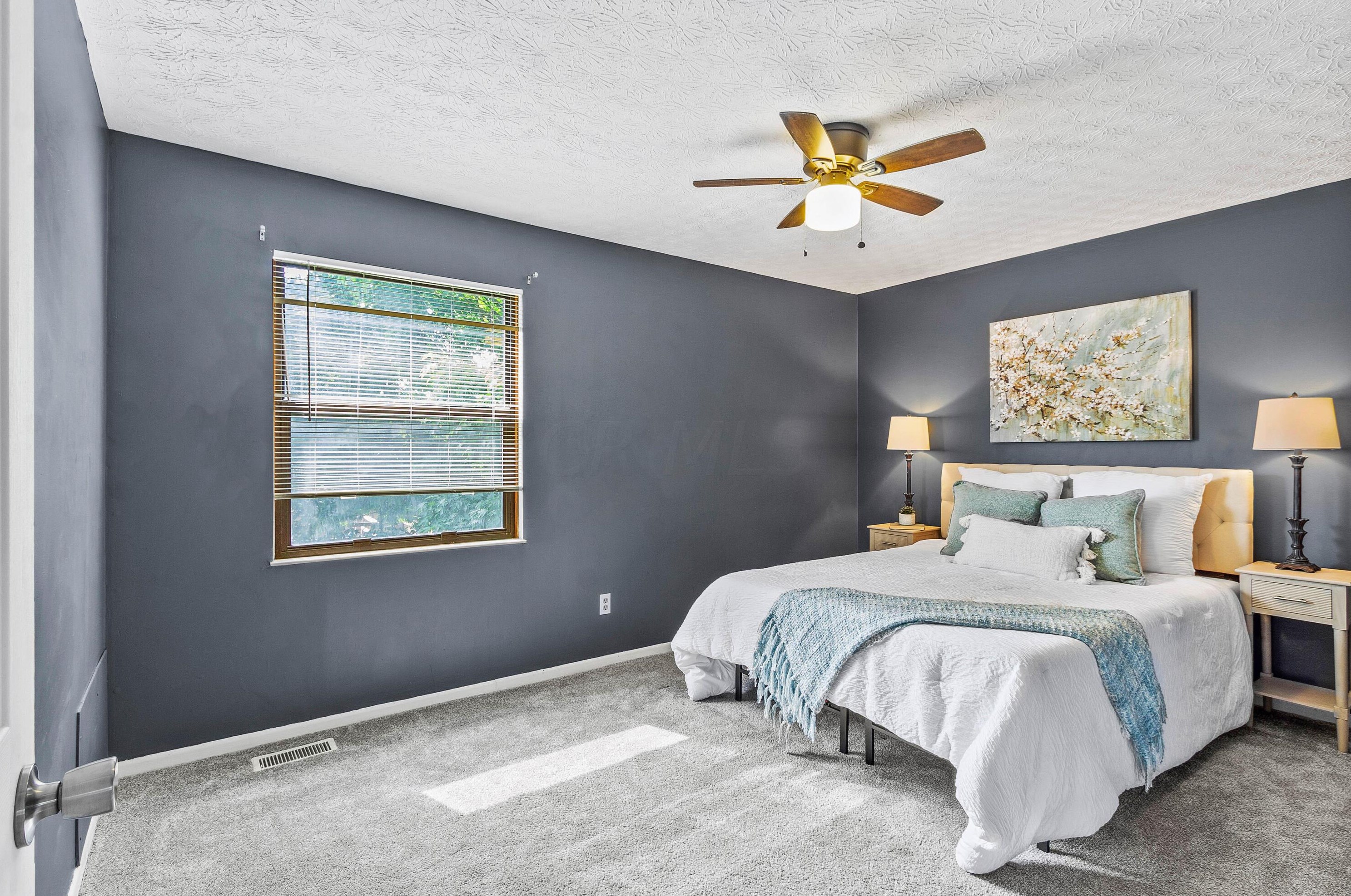 3467 Frenchpark Dr, Columbus OH 43231-7323 exterior