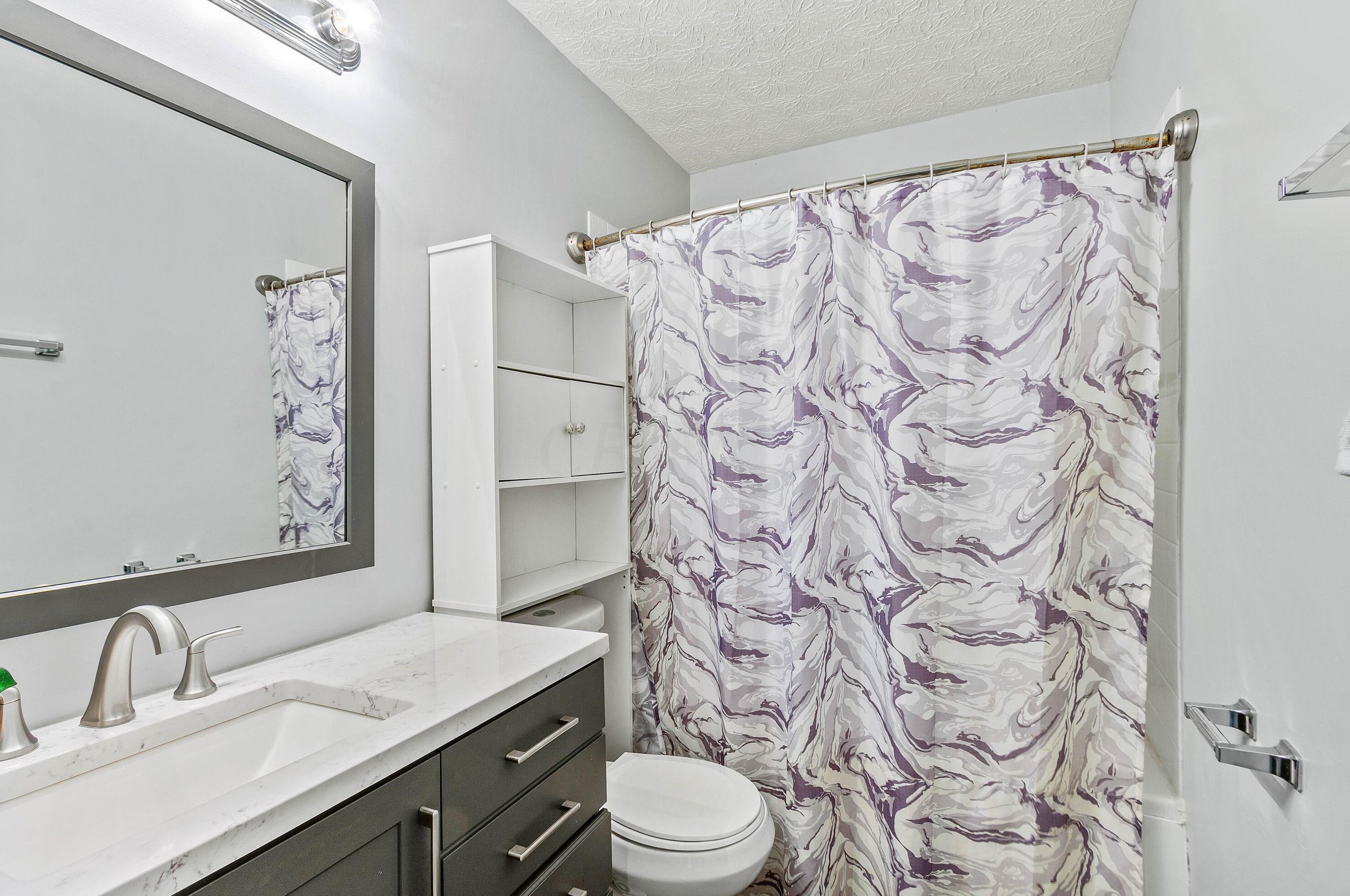 3467 Frenchpark Dr, Columbus OH 43231-7323 exterior