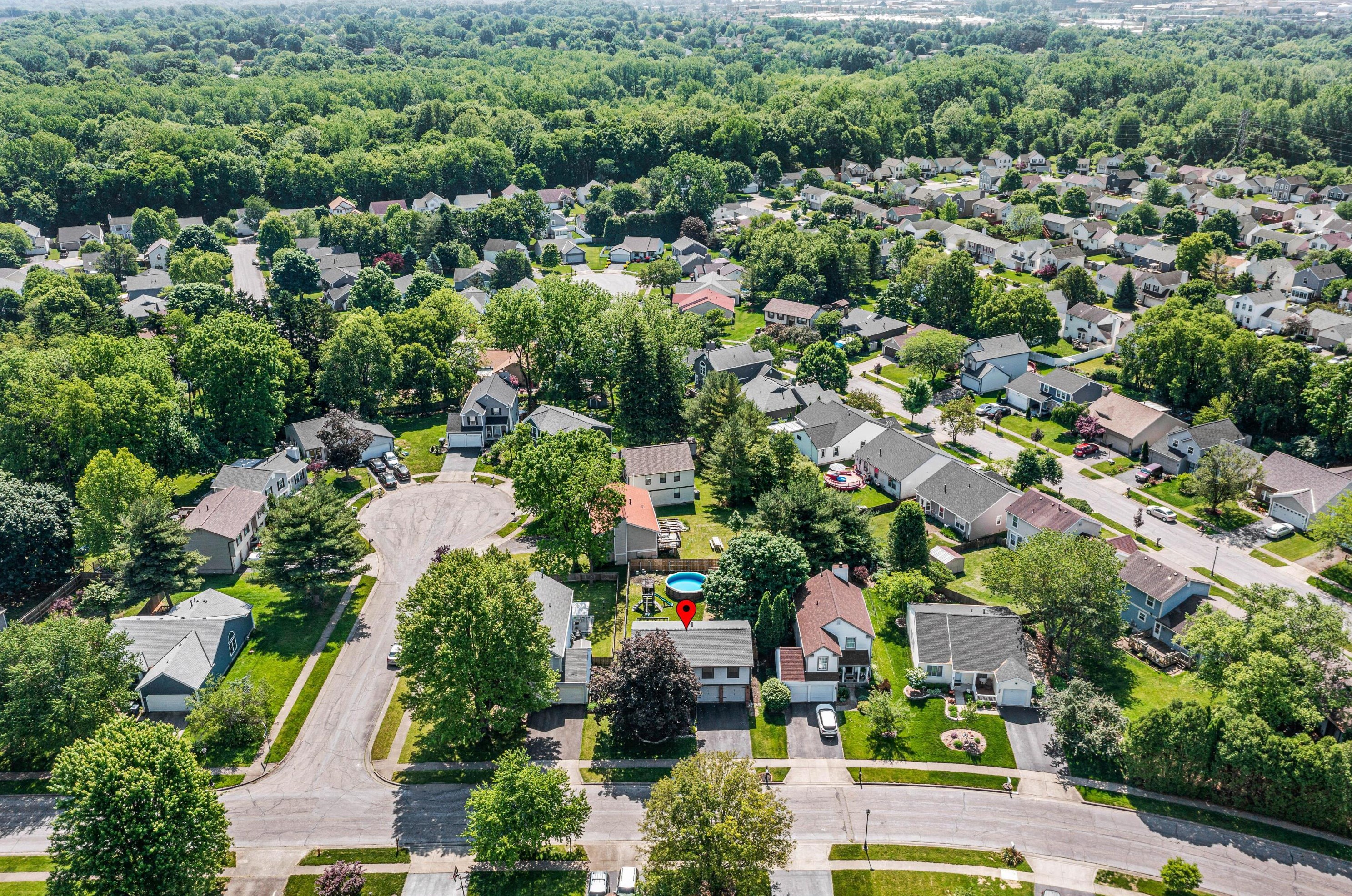 3467 Frenchpark Dr, Columbus OH 43231-7323 exterior