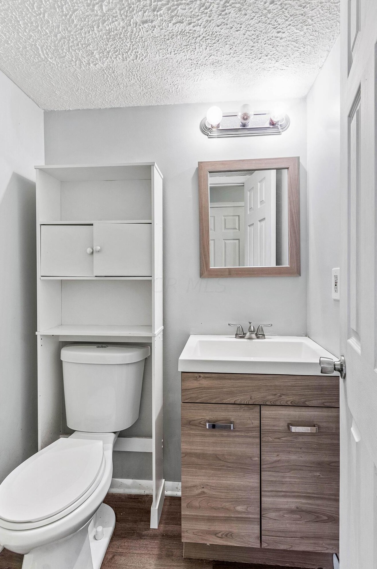 3467 Frenchpark Dr, Columbus OH 43231-7323 exterior