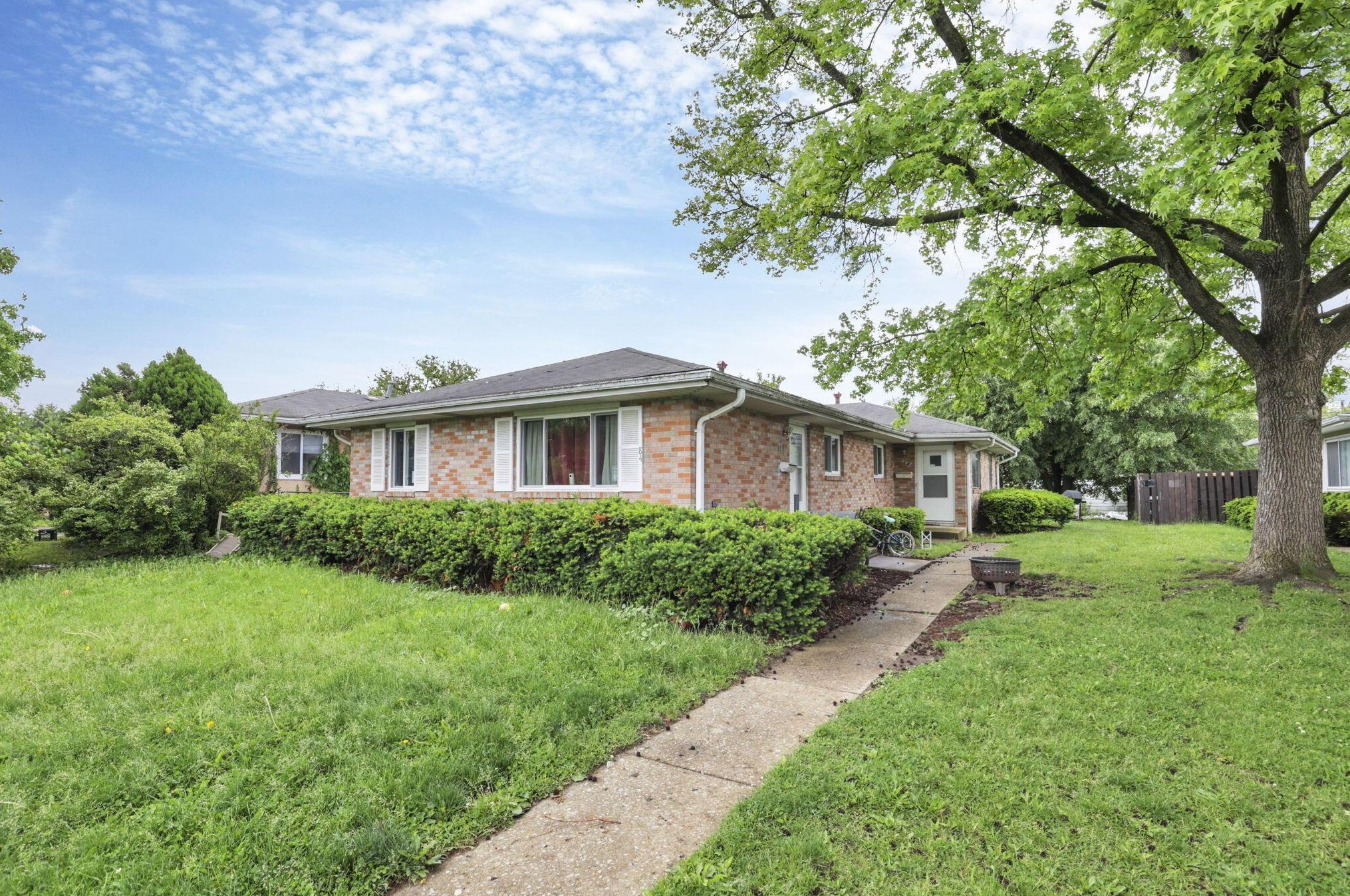 847 Byron Ave, Columbus, OH 43227-1004