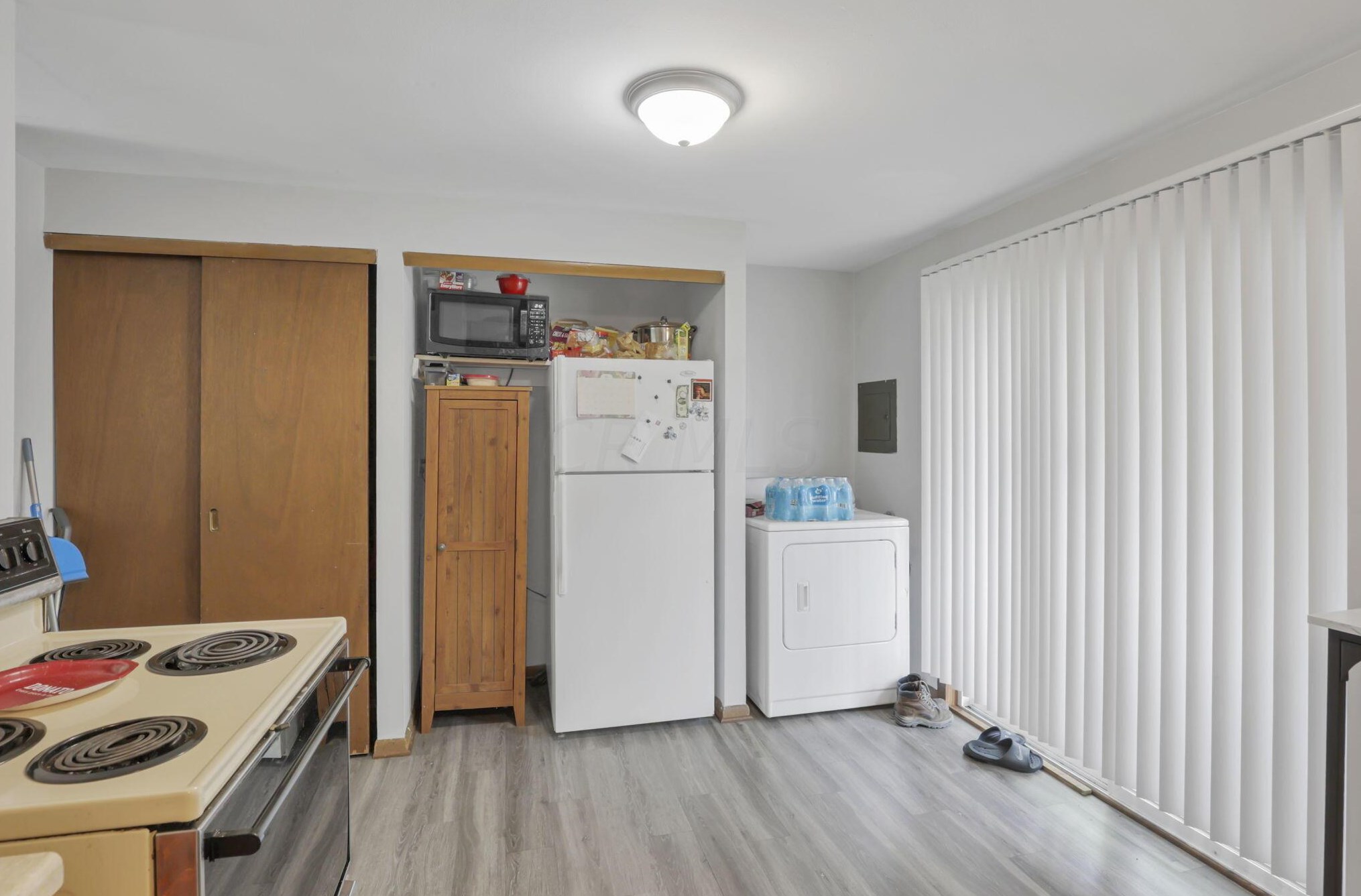 251 Napoleon Ave, Columbus OH 43213-4229 exterior