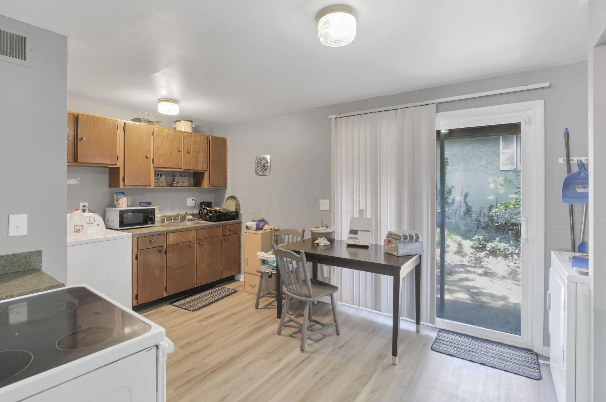 251 Napoleon Ave, Columbus OH 43213-4229 exterior