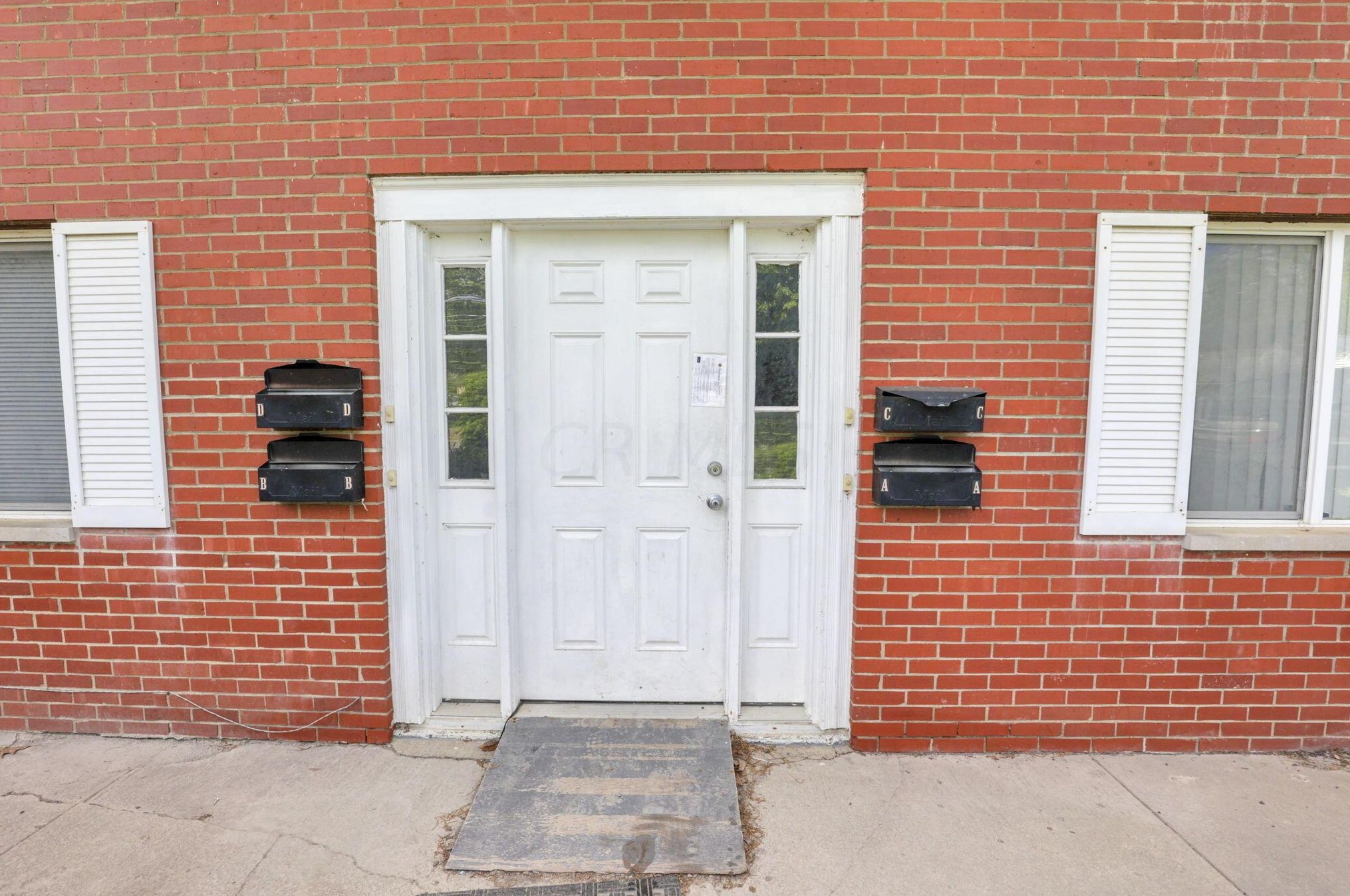 251 Napoleon Ave, Columbus, OH 43213-2255