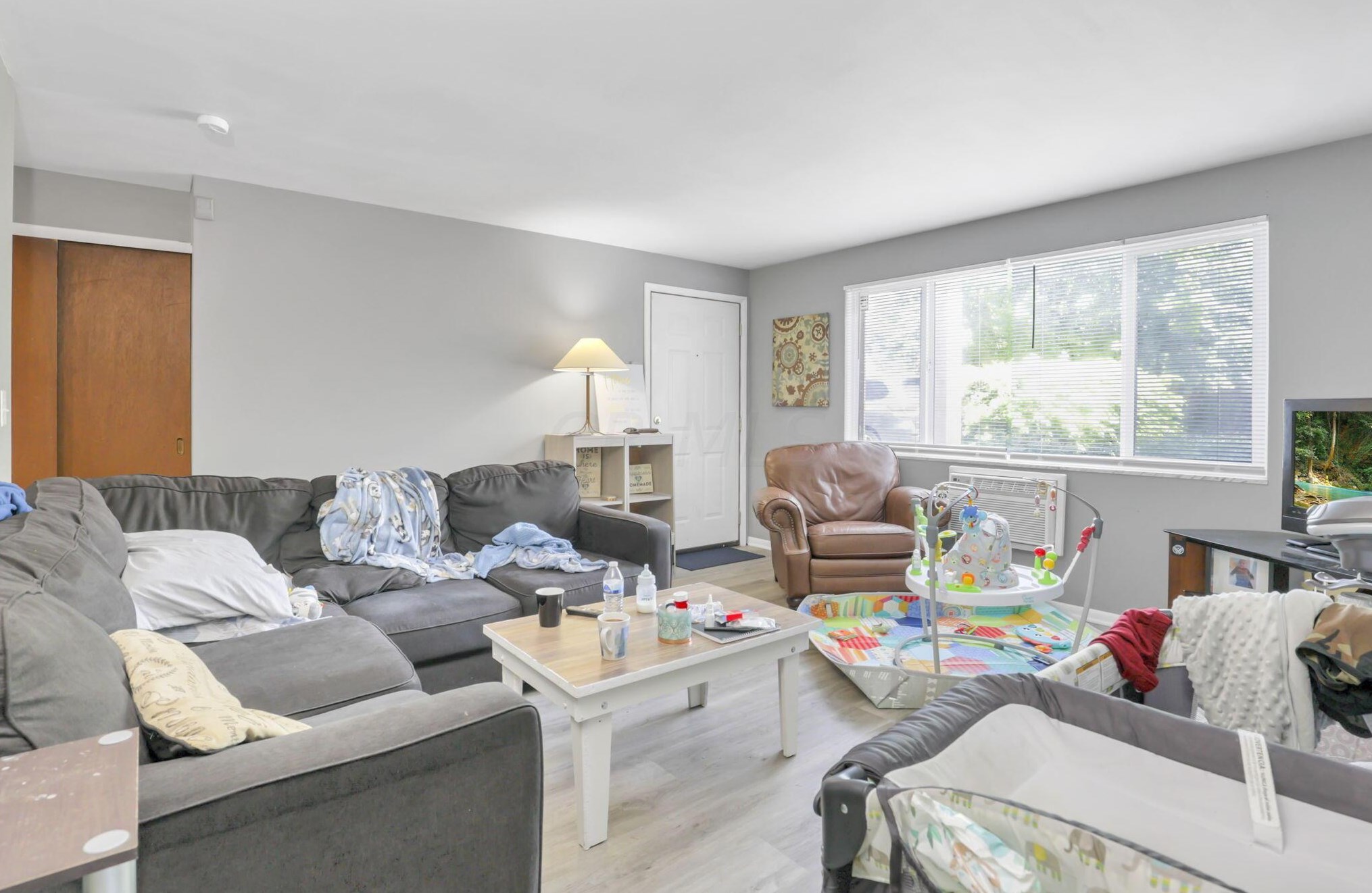 251 Napoleon Ave, Columbus OH 43213-4229 exterior