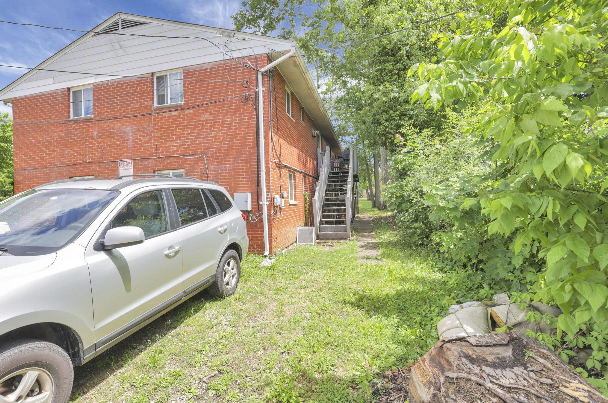 251 Napoleon Ave, Columbus OH 43213-4229 exterior