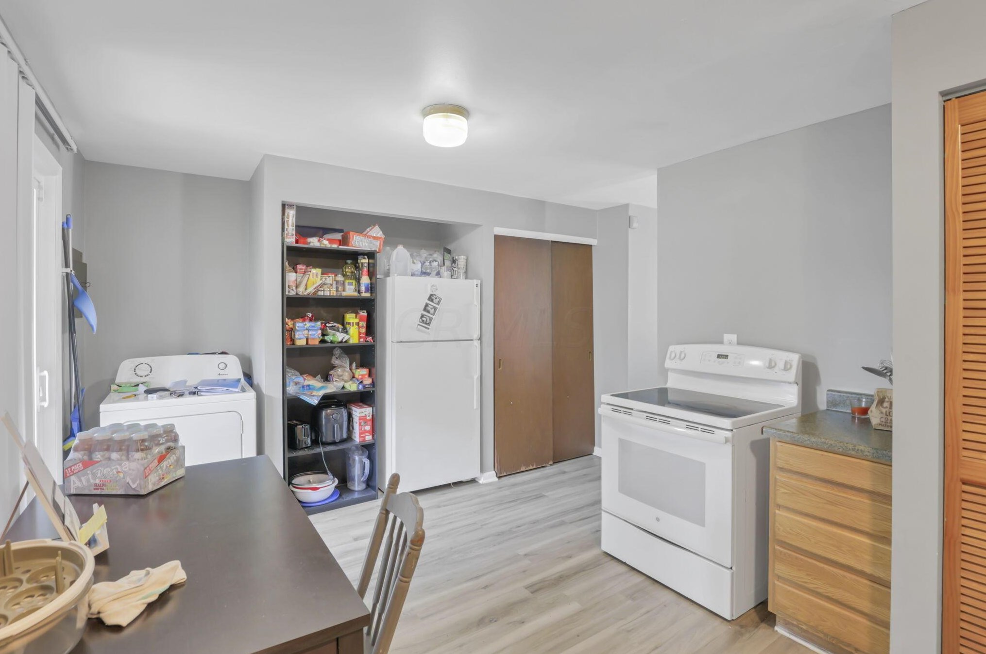 251 Napoleon Ave, Columbus OH 43213-4229 exterior