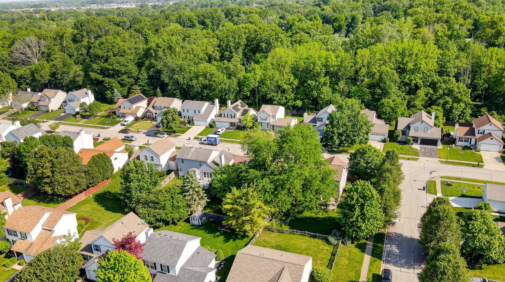 6011 Wexford Park Dr, Columbus OH  43228-9258 exterior