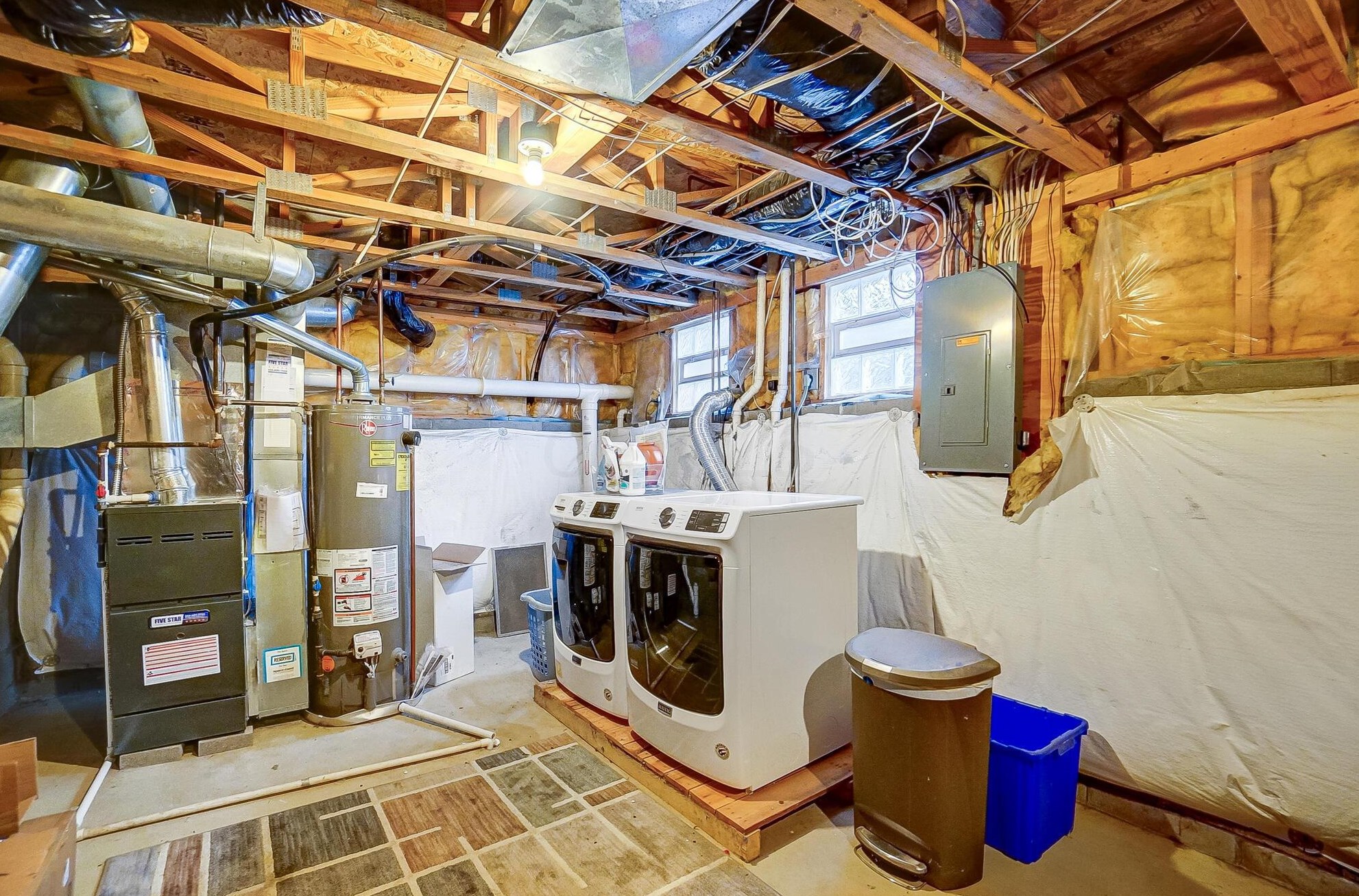 6011 Wexford Park Dr, Columbus OH  43228-9258 exterior