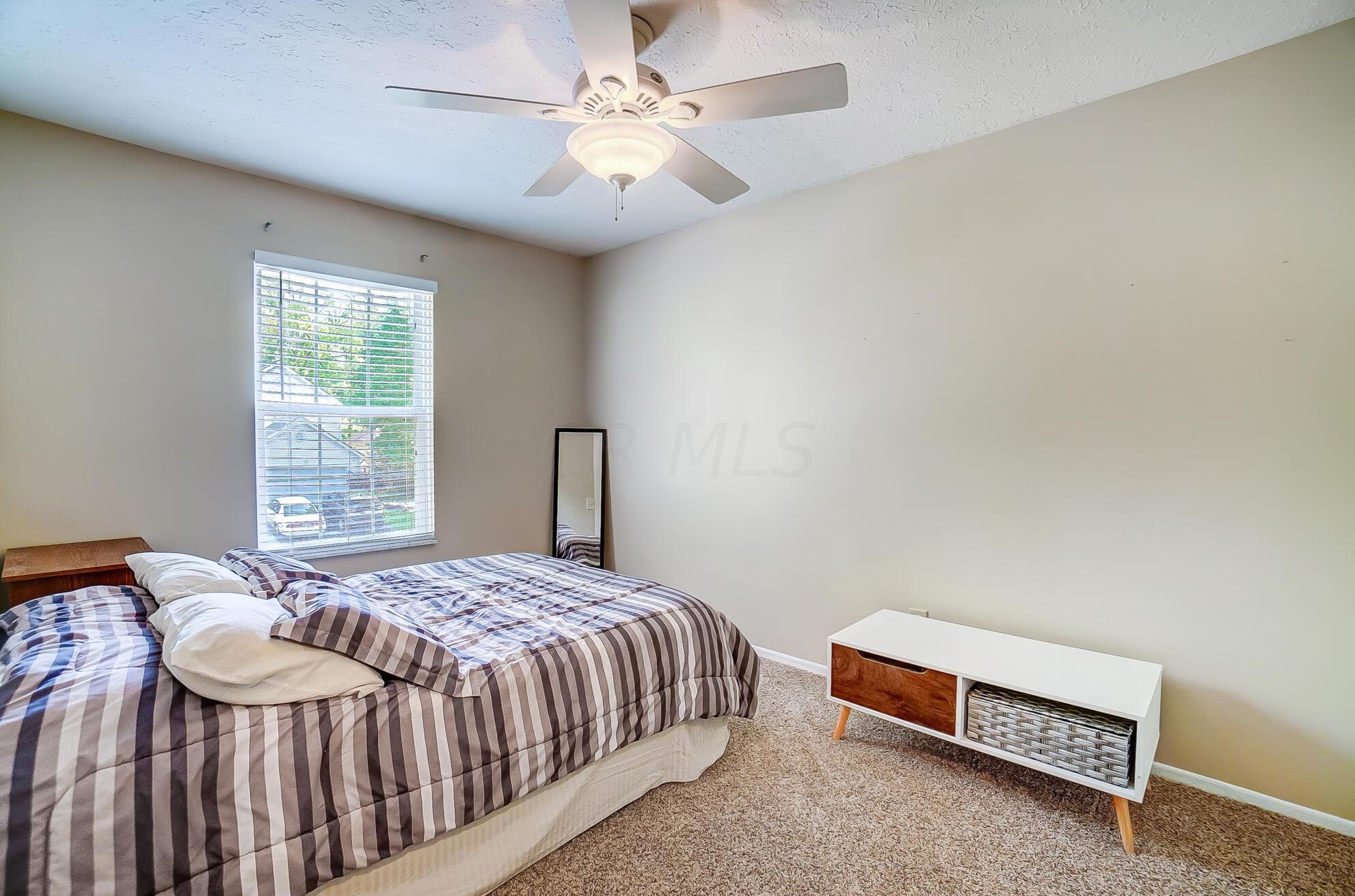 6011 Wexford Park Dr, Columbus OH  43228-9258 exterior