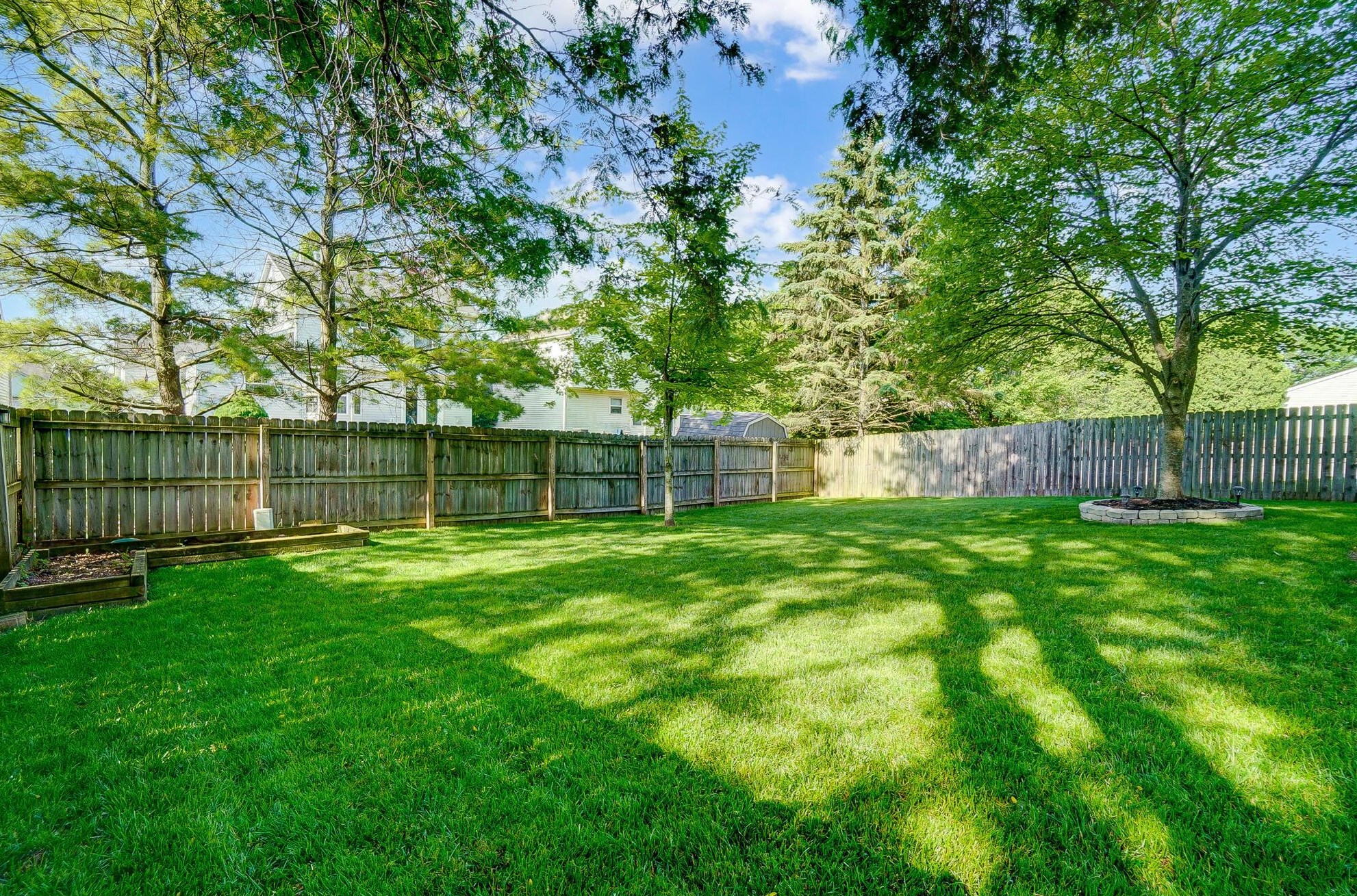 6011 Wexford Park Dr, Columbus OH  43228-9258 exterior