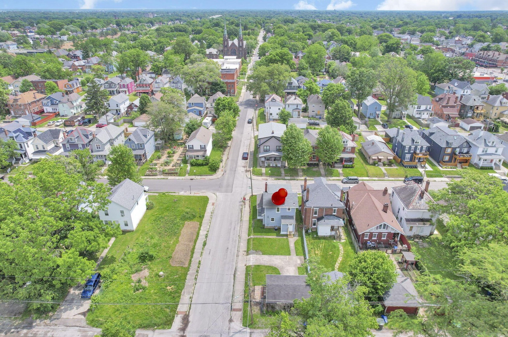 653 Gilbert St, Columbus OH 43205-2632 exterior