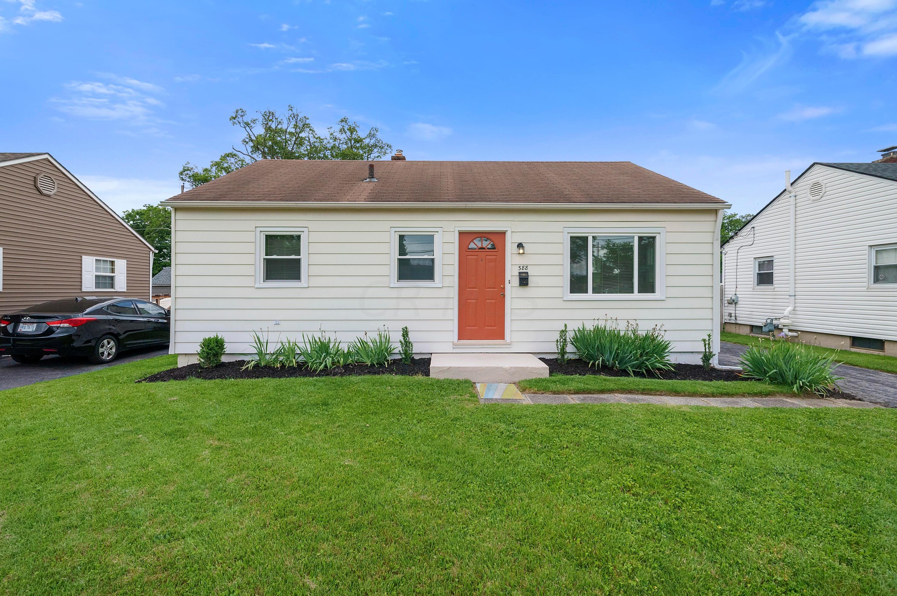 388 Derrer Rd, Columbus OH 43204-1129 exterior