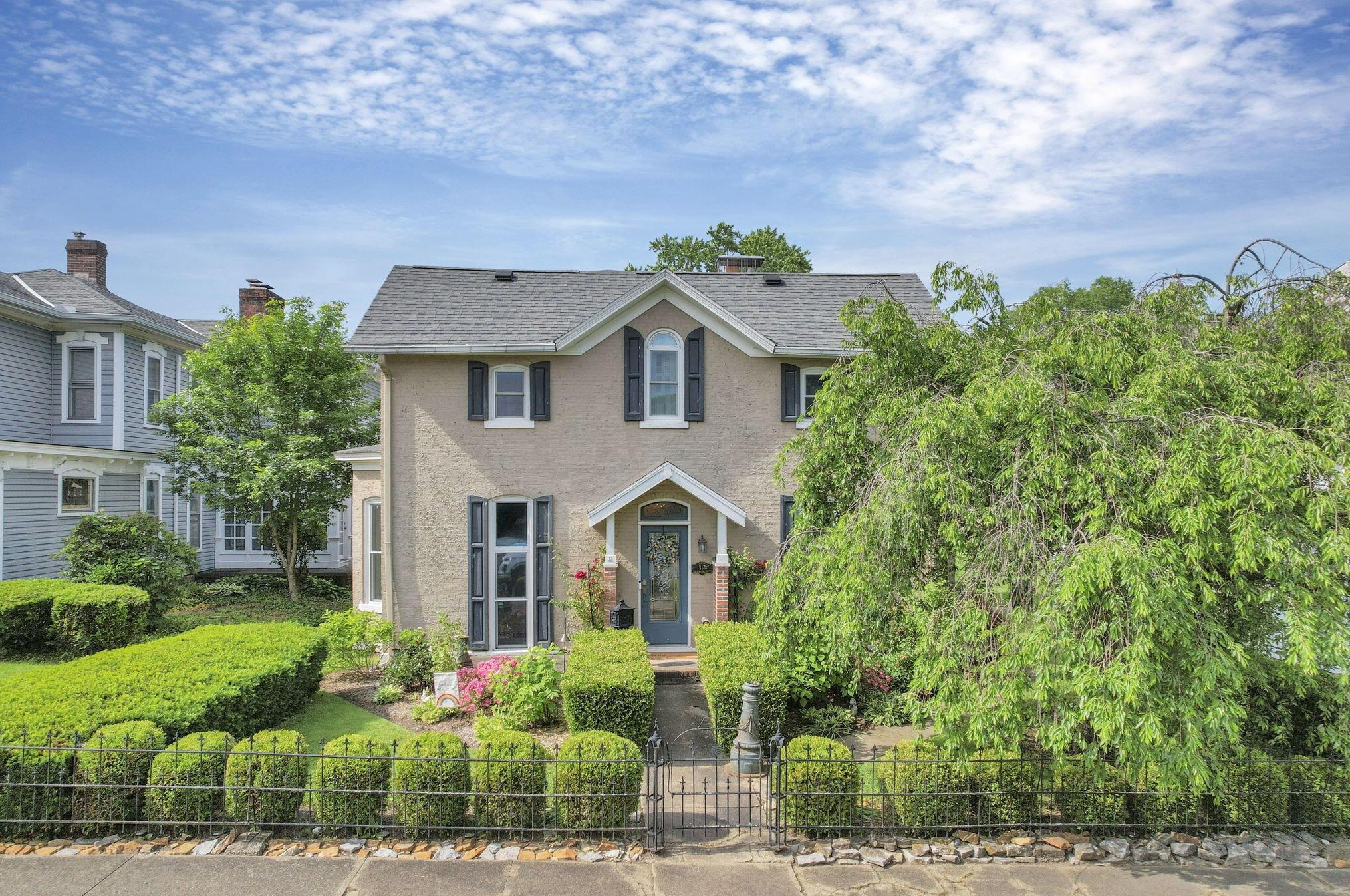 317 Wheeling St, Lancaster, OH 43130-3818