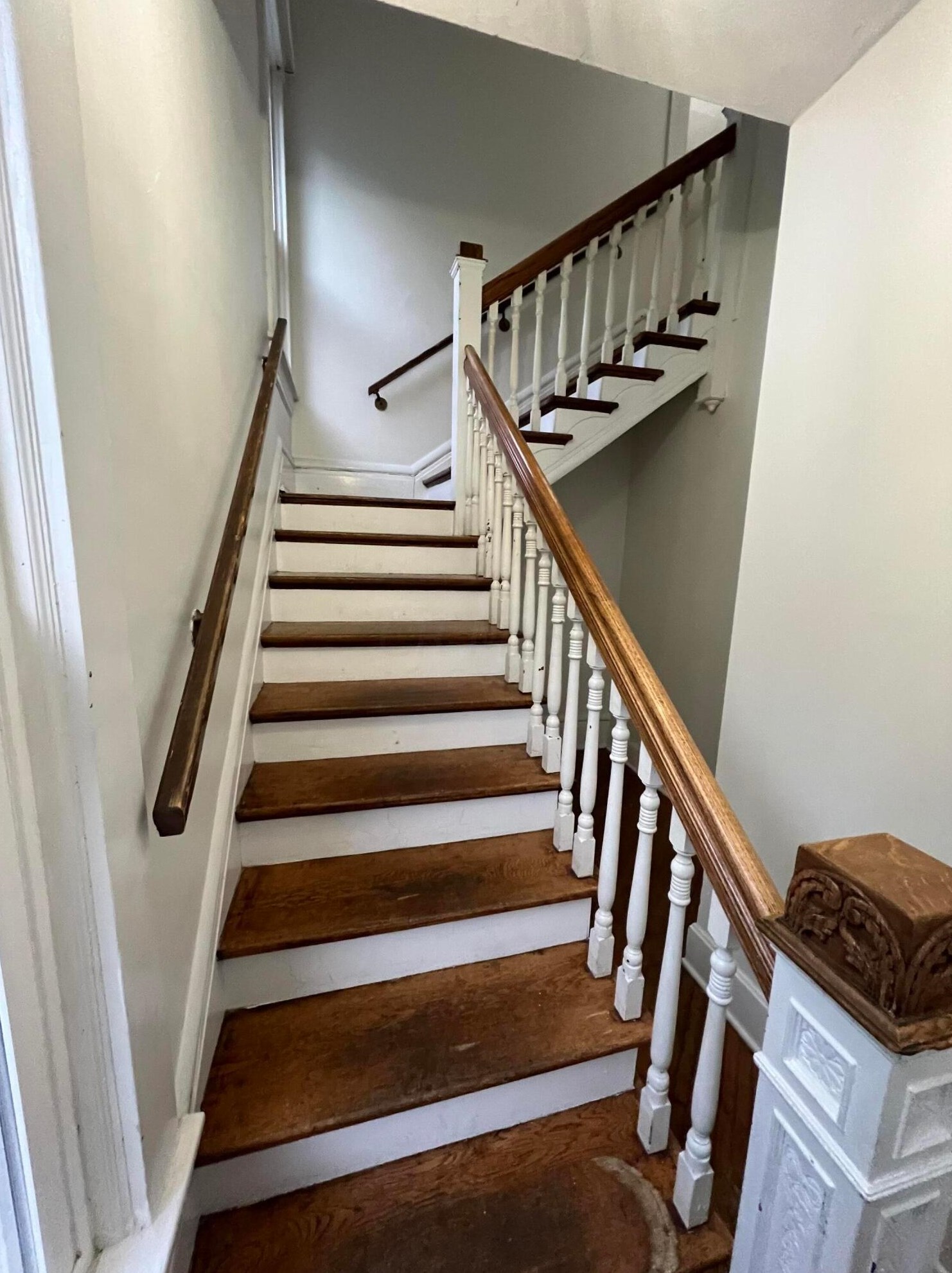 321 Wheeling St, Lancaster OH 43130-3852 exterior