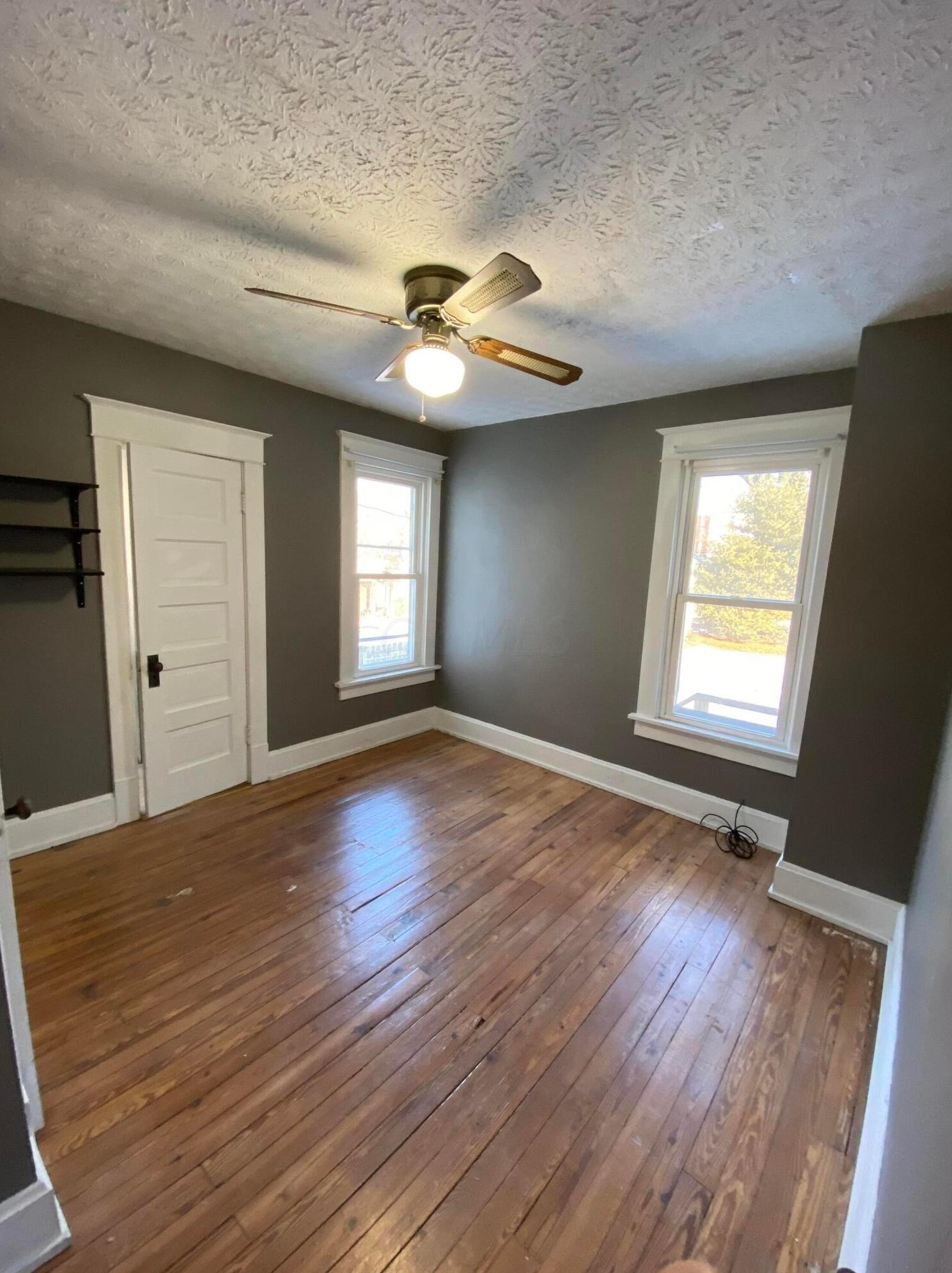 321 Wheeling St, Lancaster OH 43130-3852 exterior