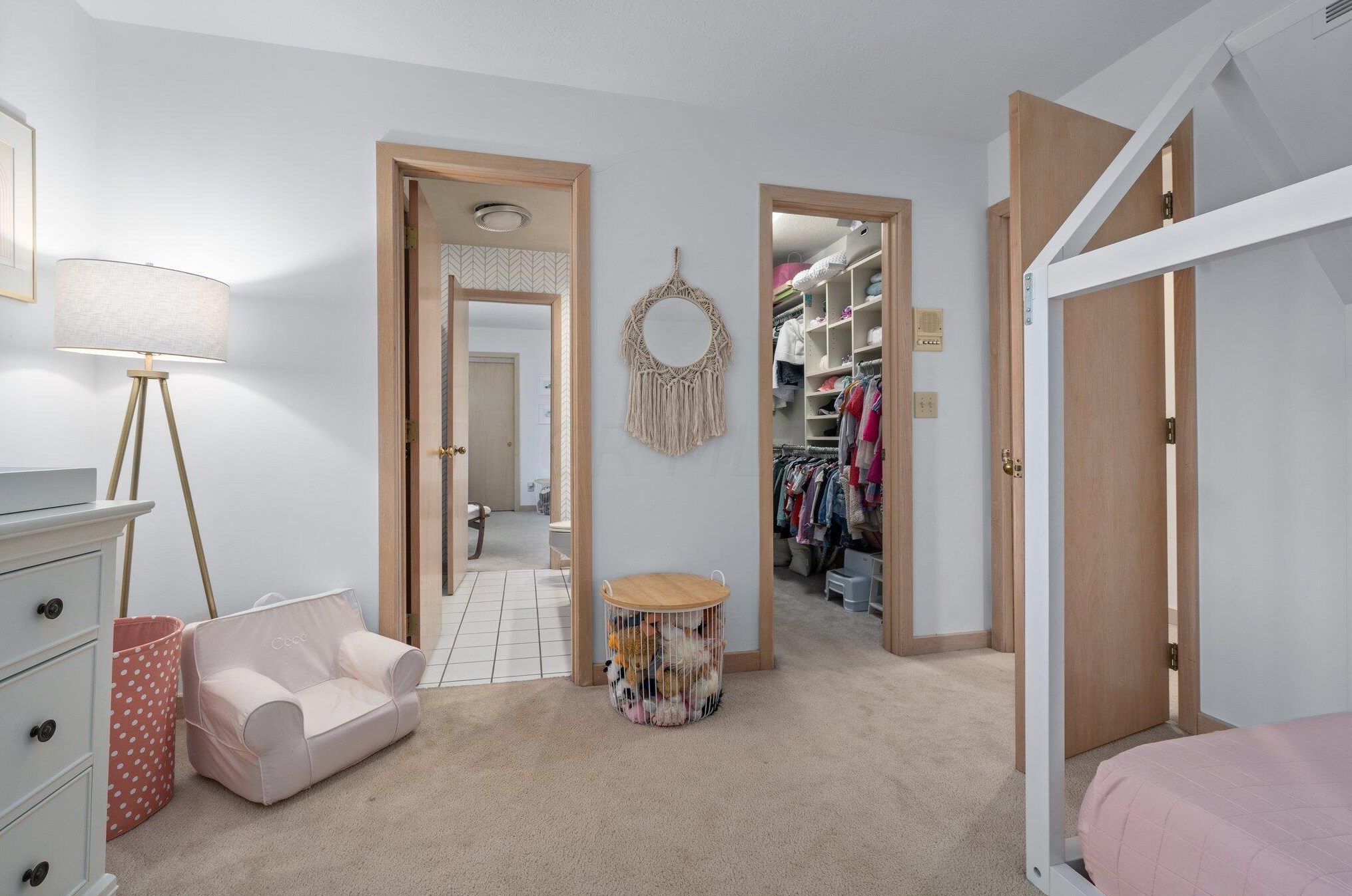 4205 Bowmansroot Ct, Hilliard OH  43026-3006 exterior