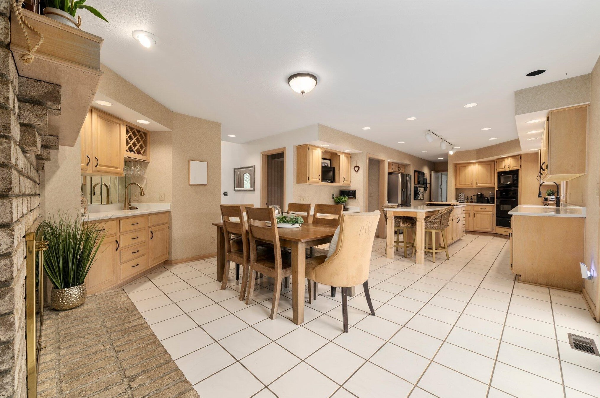 4205 Bowmansroot Ct, Hilliard OH  43026-3006 exterior