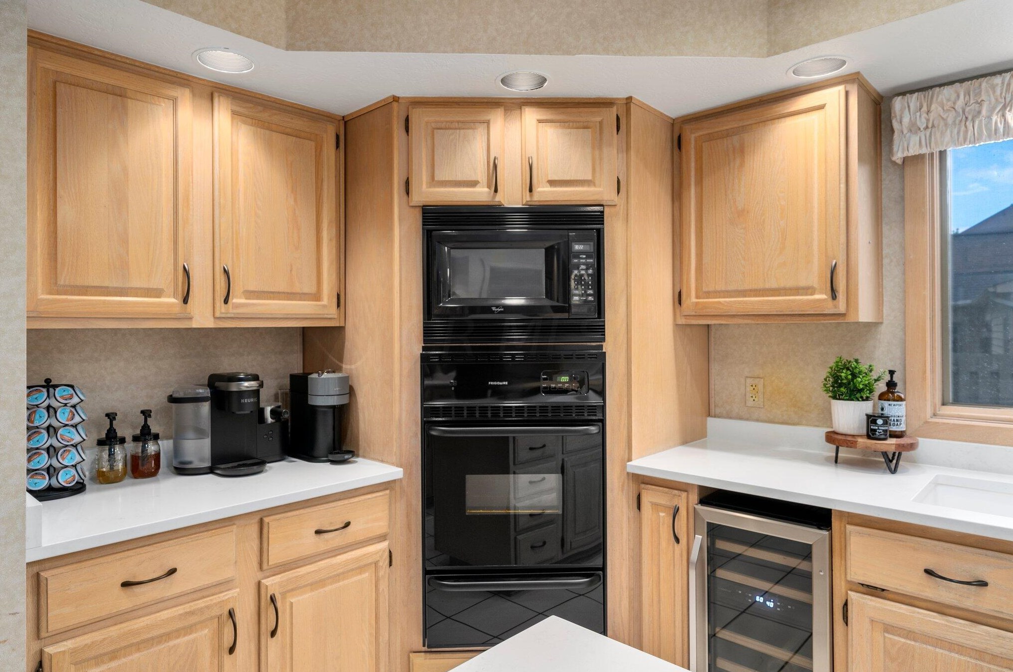 4205 Bowmansroot Ct, Hilliard OH  43026-3006 exterior