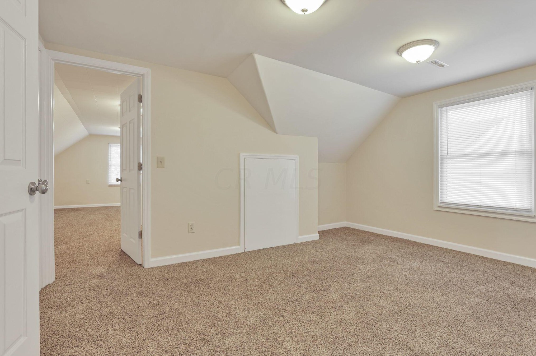 892 Wiltshire Rd, Columbus OH 43204-2341 exterior