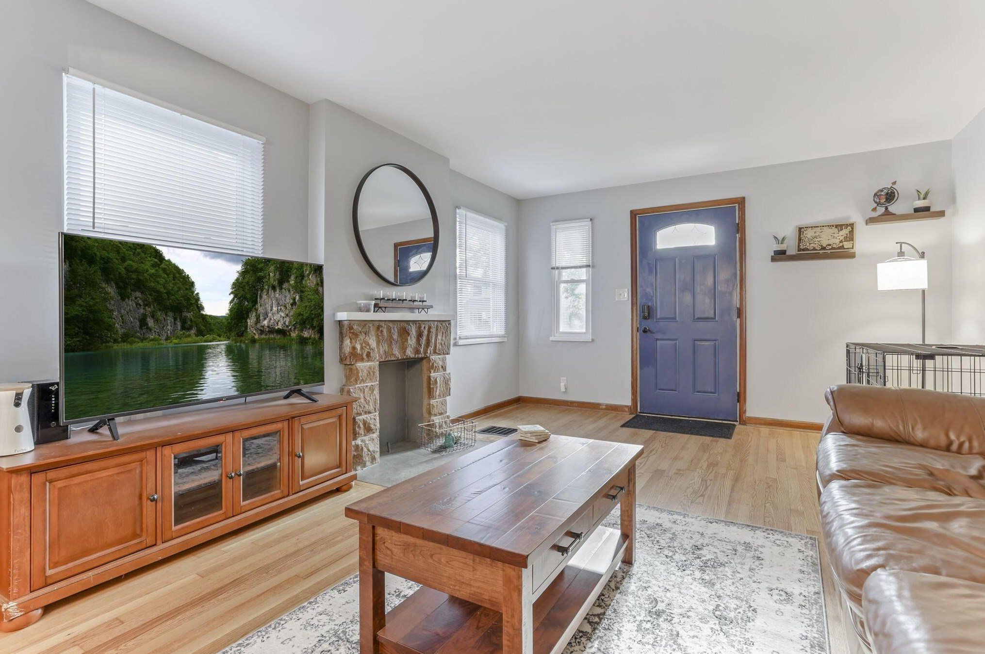 892 Wiltshire Rd, Columbus OH 43204-2341 exterior