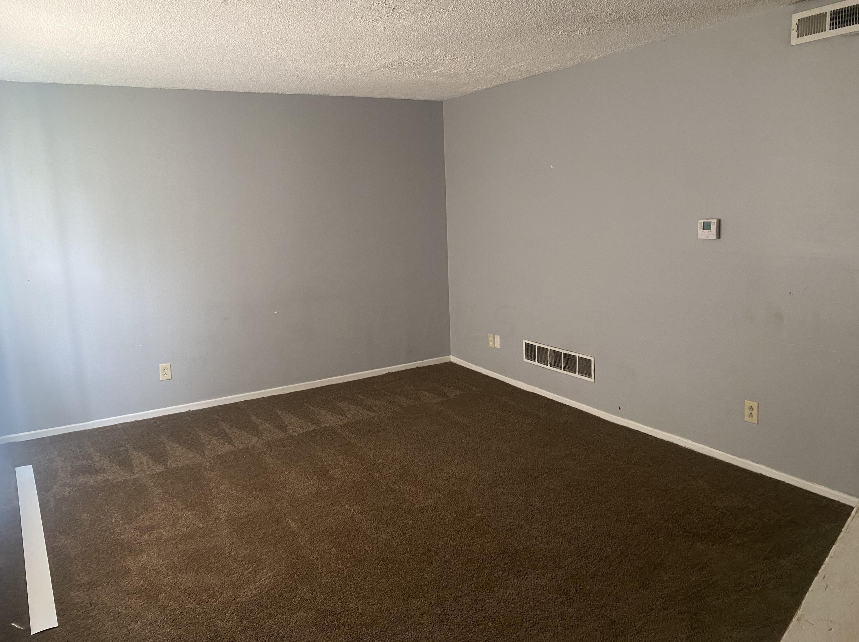 3276 Rakeford Dr, Columbus, OH 43231-6157
