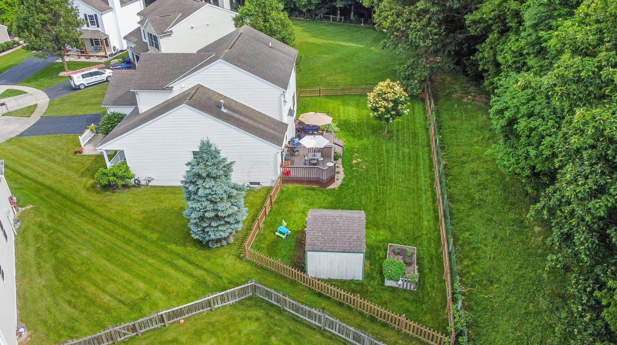 2374 Long Bow Ave, Lancaster OH 43130-8090 exterior