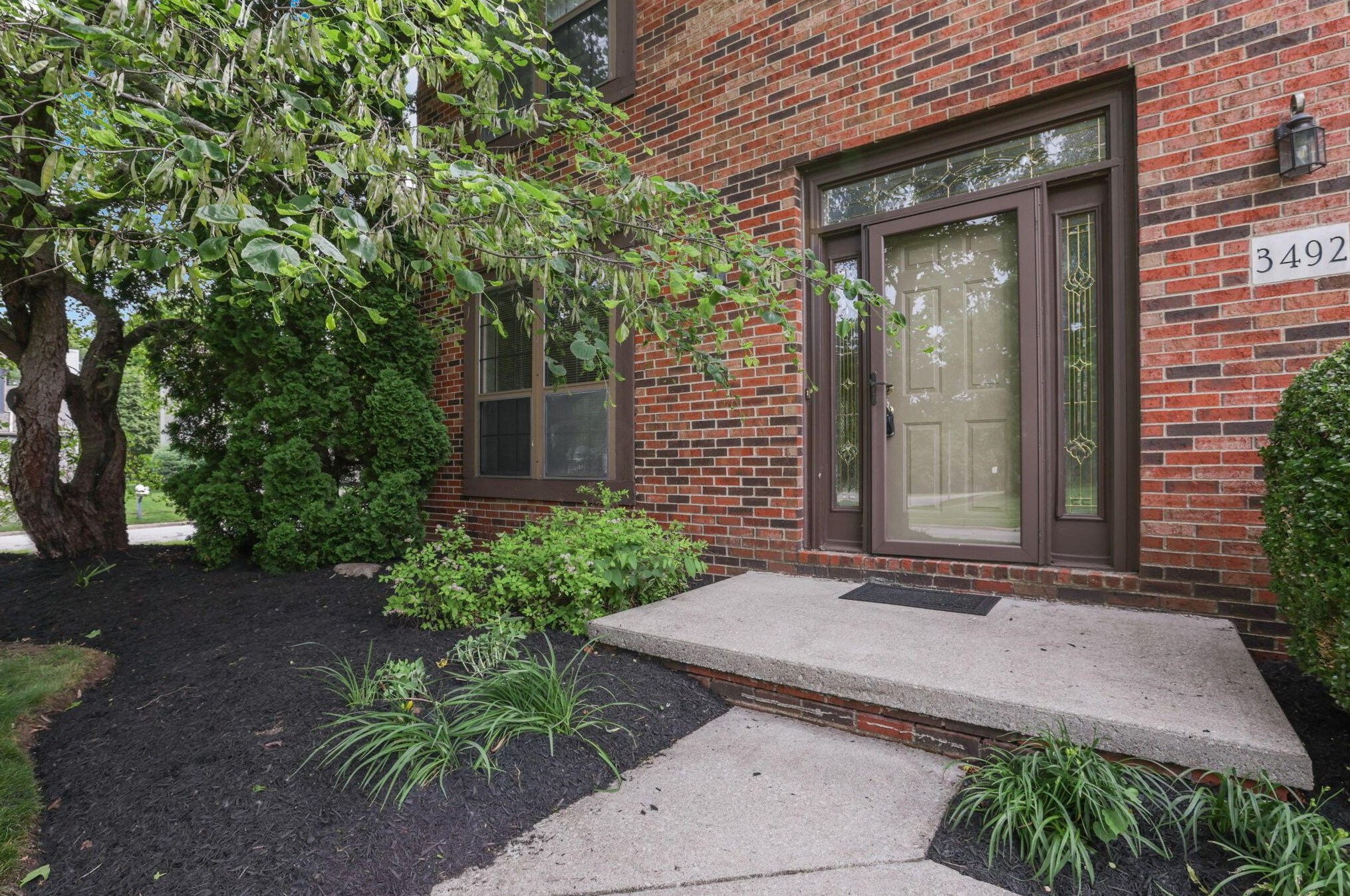 3492 Wheatfield Dr, Pickerington OH  43147-8833 exterior