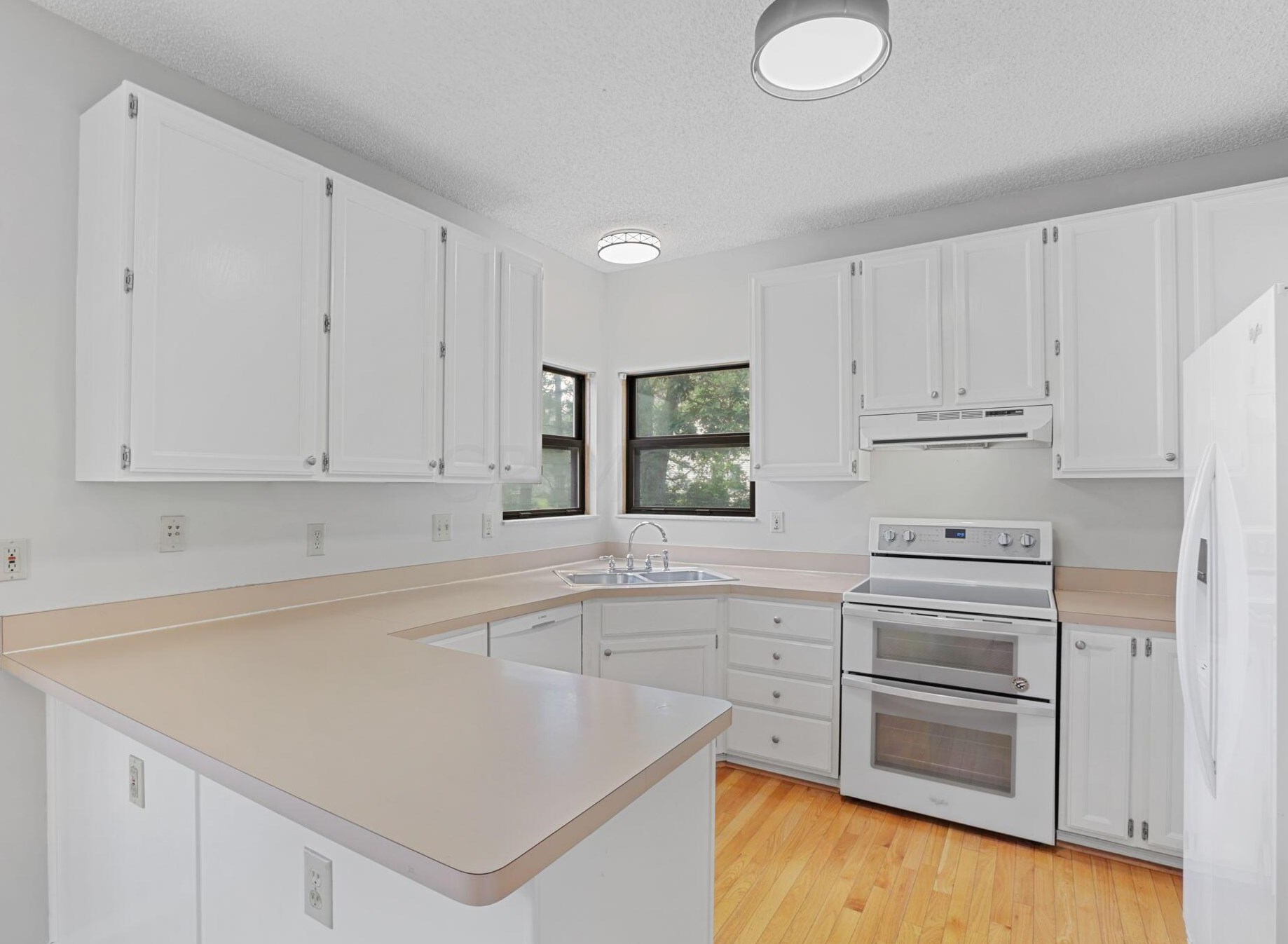 3492 Wheatfield Dr, Pickerington OH  43147-8834 exterior